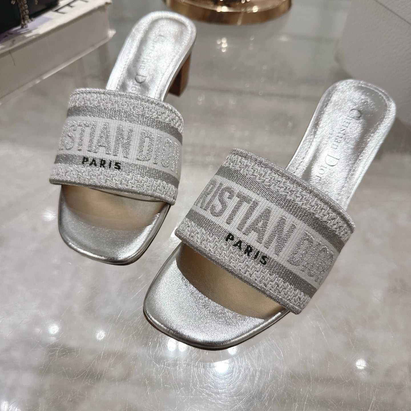METALLIC LOGO JACQUARD LOW HEEL MULES