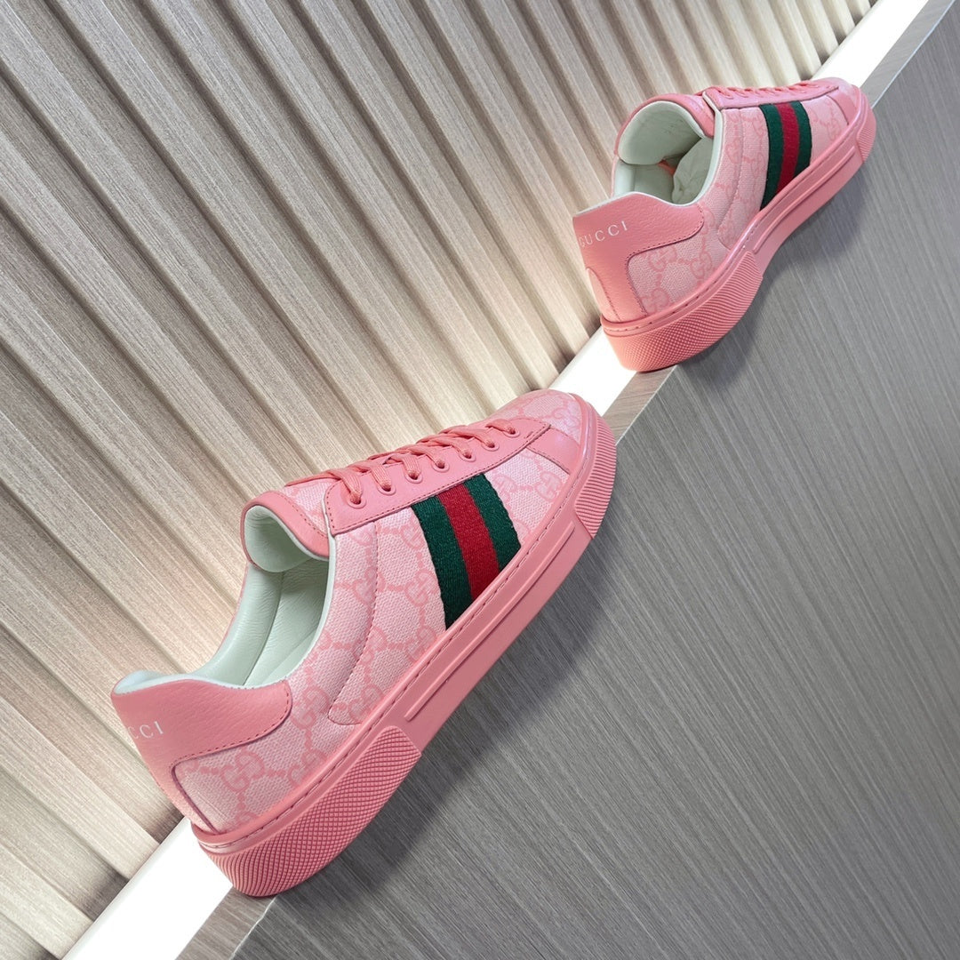 PINK STRIPE LOW-TOP SNEAKERS