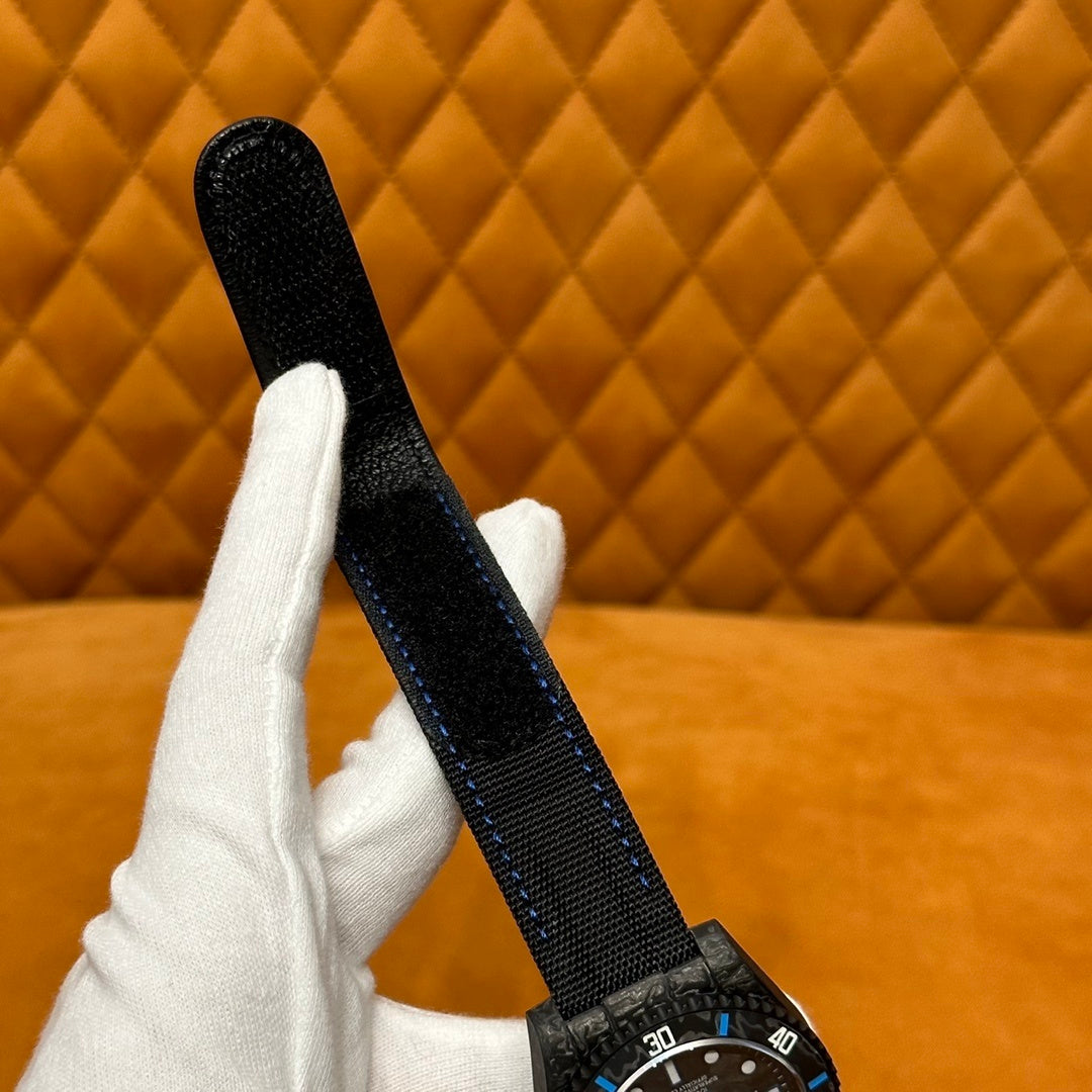 LUXURY SPORT WATCH WITH PREMIUM BOX SET