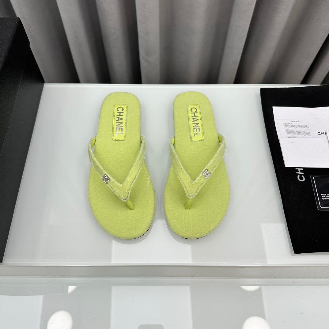 LIME FLIP FLOPS