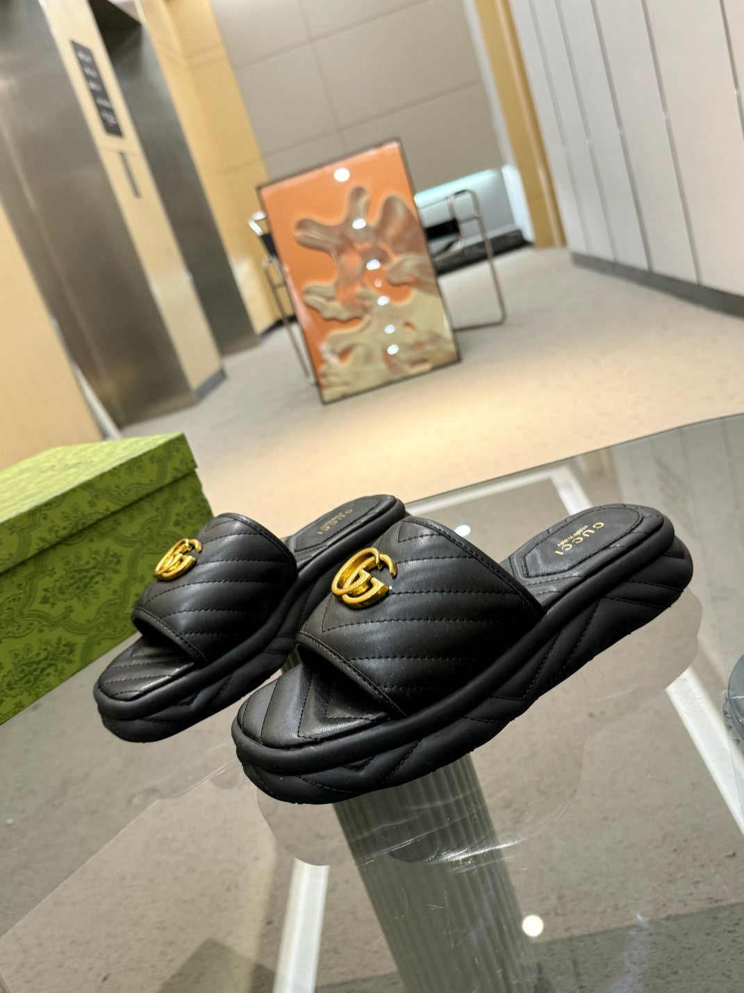 BLACK QUILTED LOGO SLIDE SANDALS