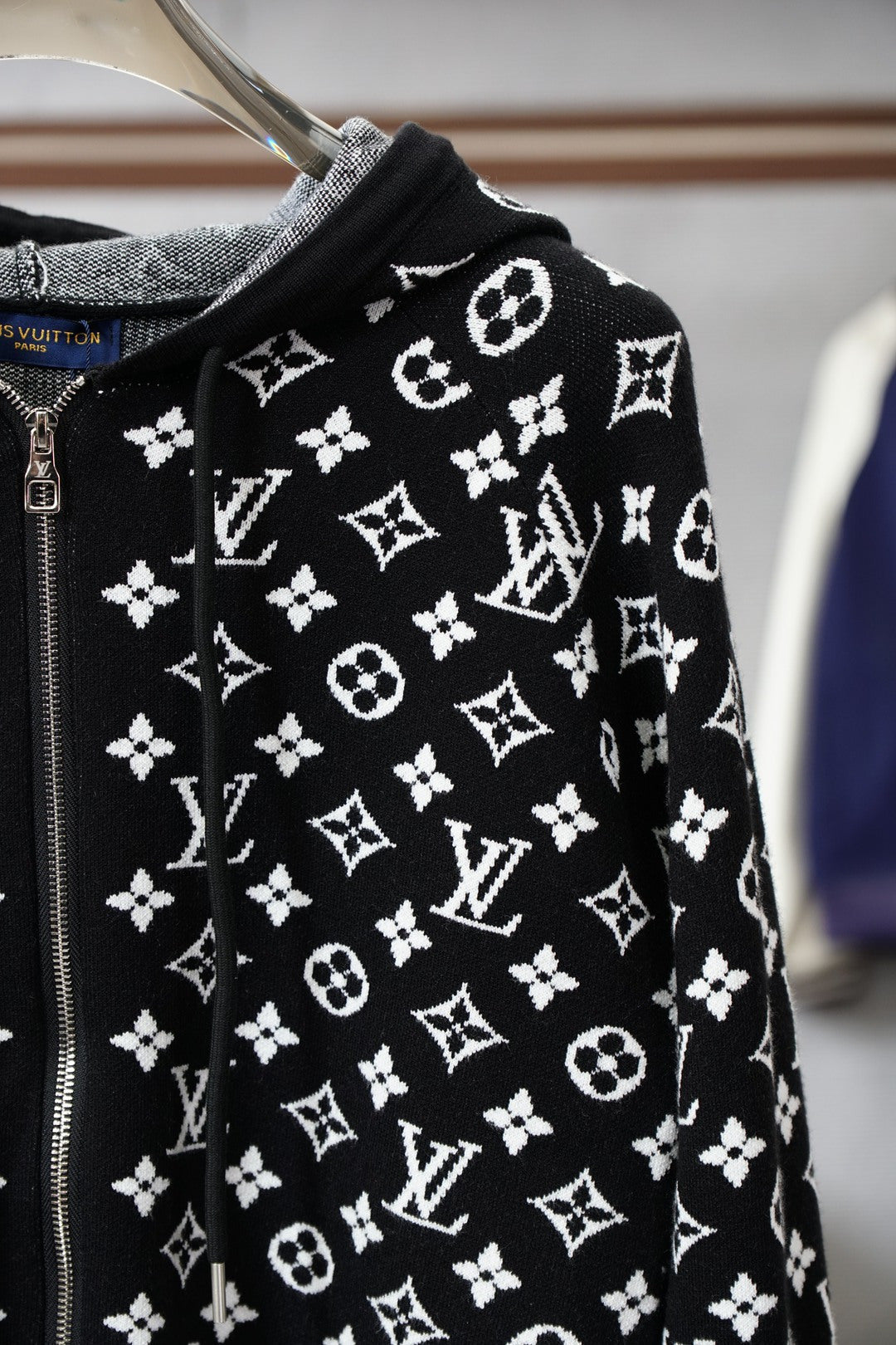 ALL-OVER PATTERN ZIP-UP KNIT HOODIE