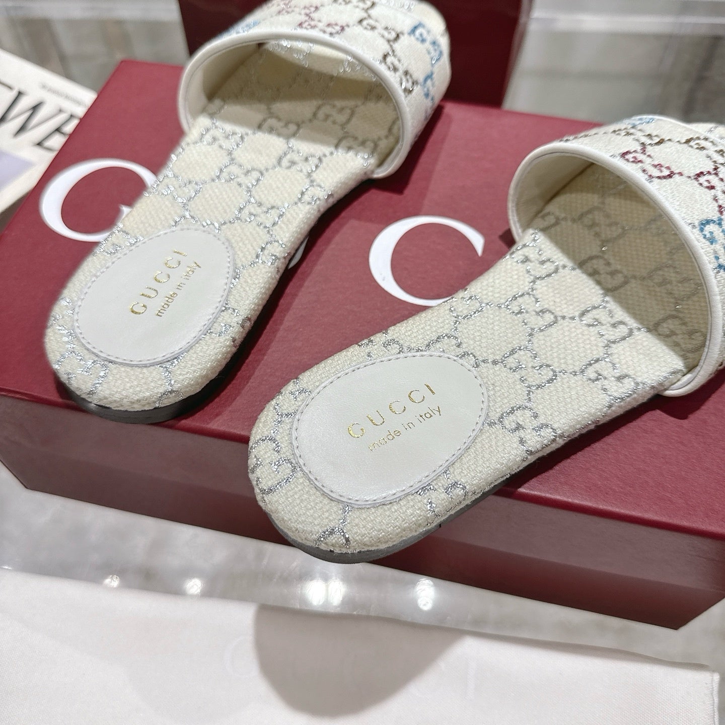 WHITE MULTICOLOR PATTERN SLIDE SANDALS