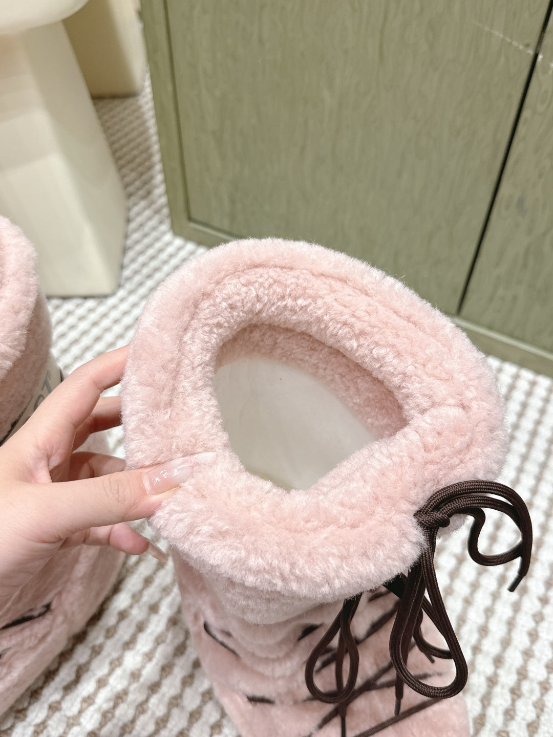 PINK FAUX FUR LINED WINTER BOOTS