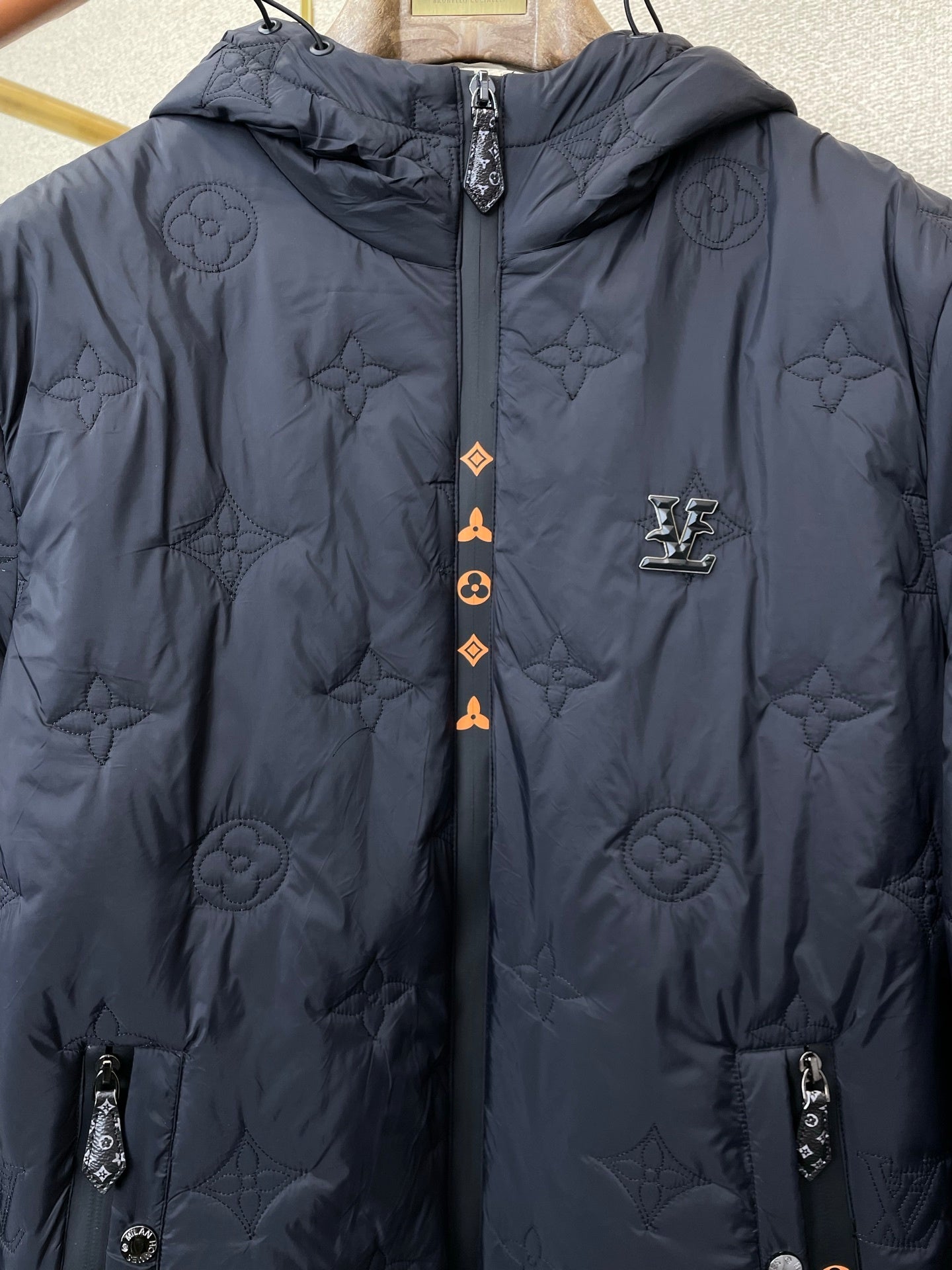 QUILTED INSULATED ZIP JACKET WITH HOOD