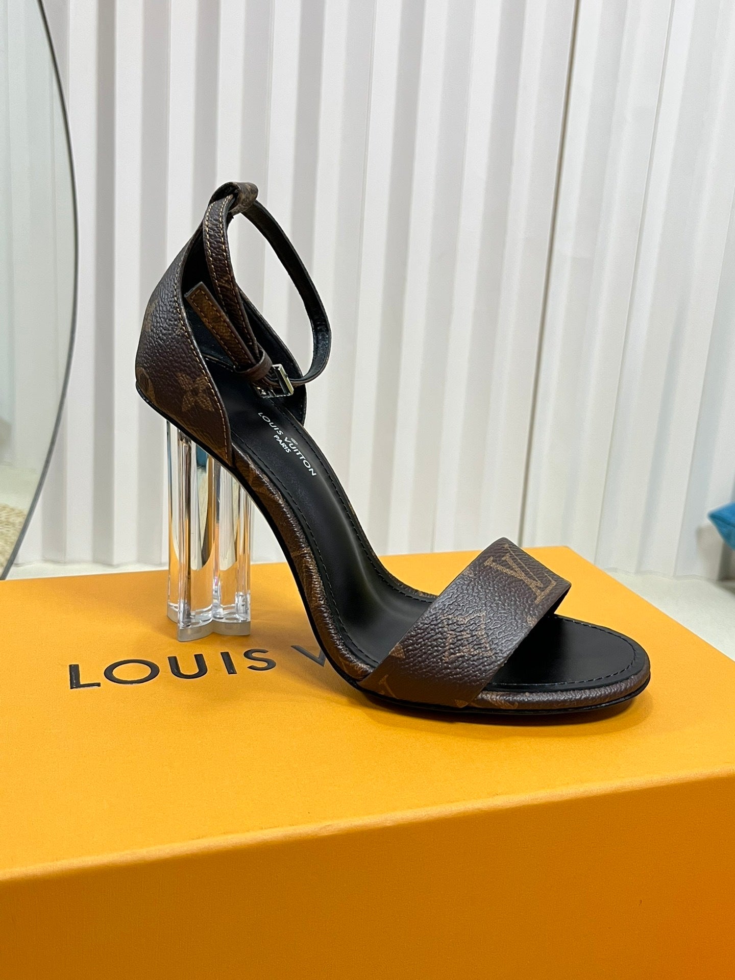 MONOGRAM STRAP CLEAR HEEL SANDALS