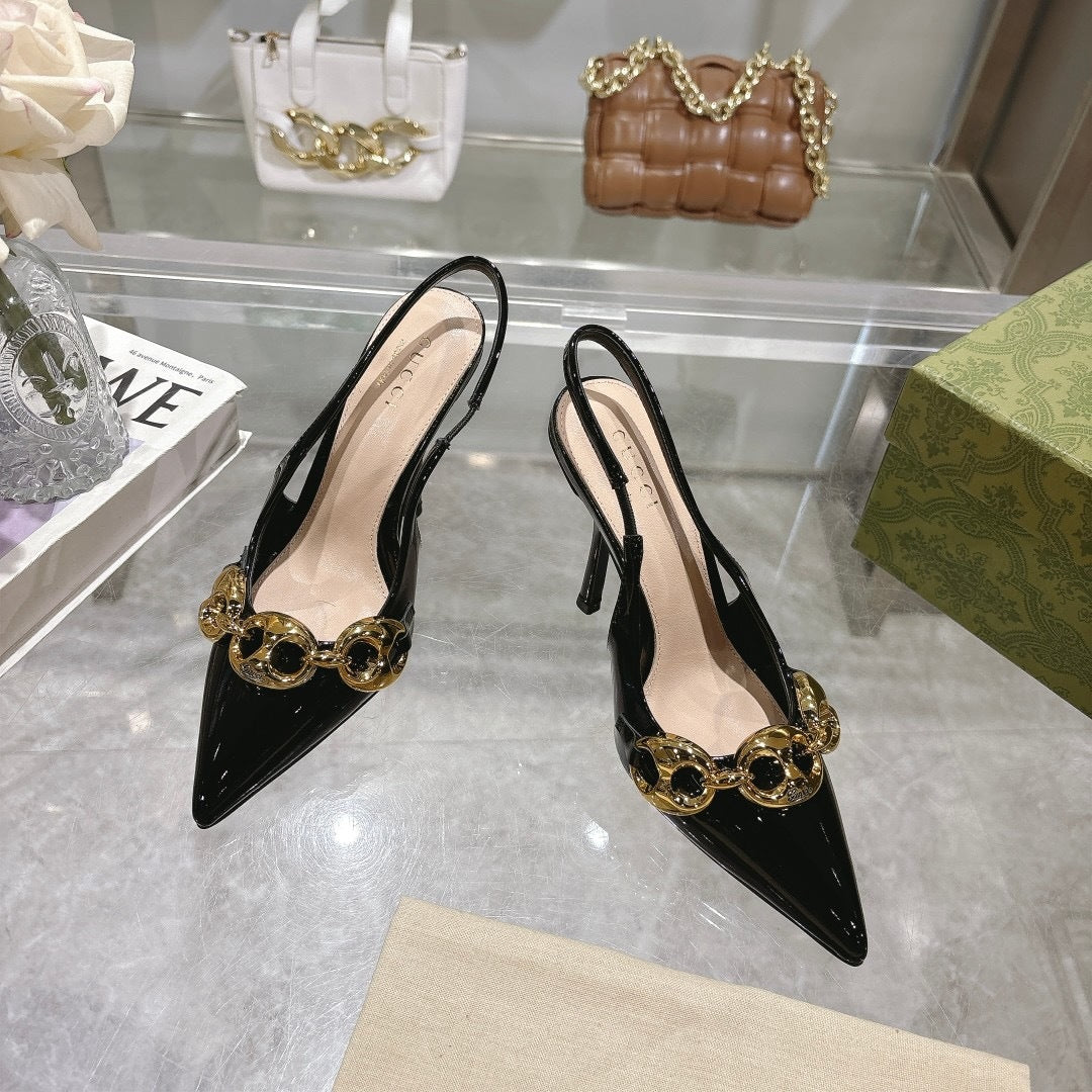 BLACK PATENT SLINGBACK HEELS