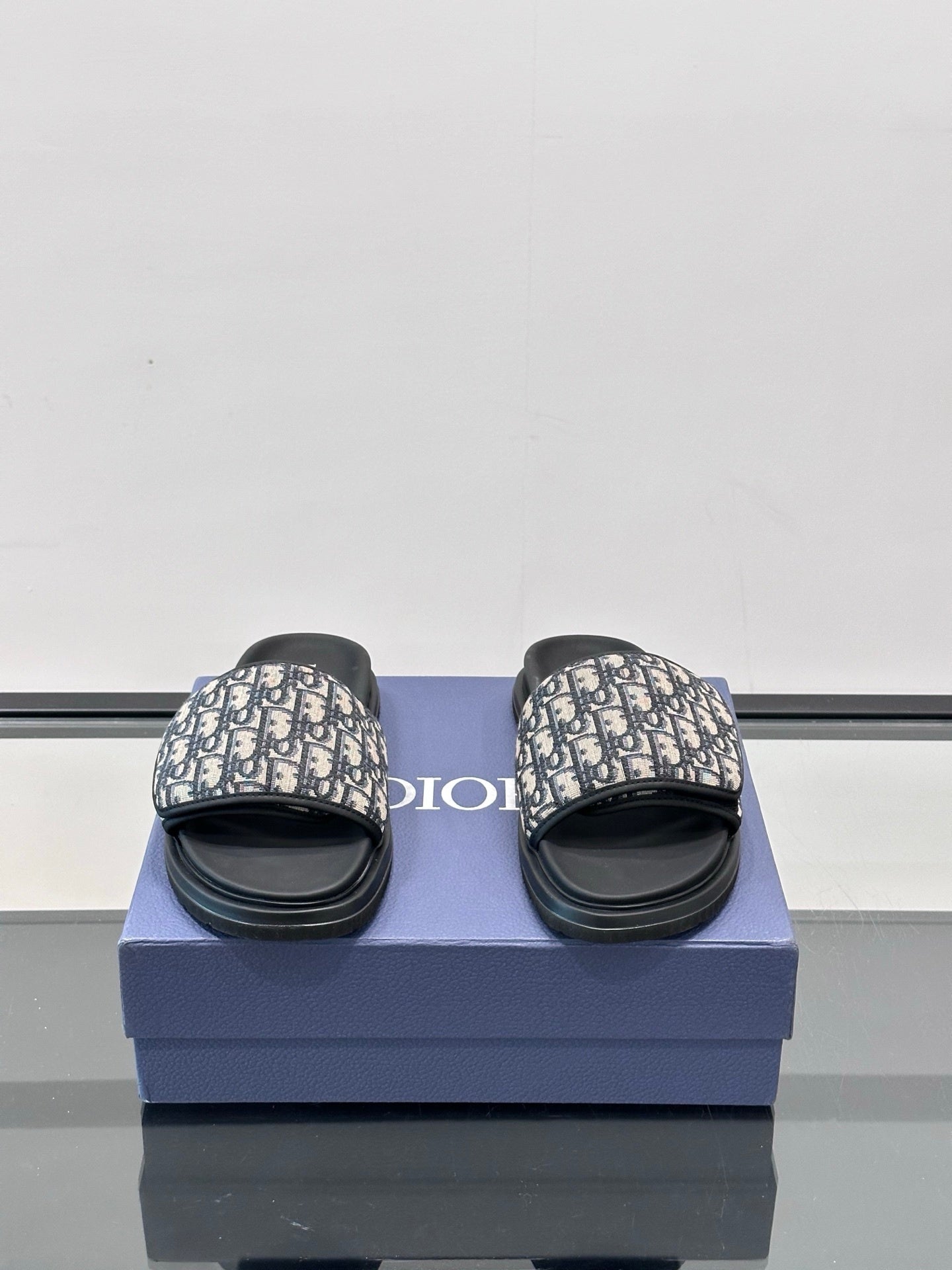 DESIGNER MONOGRAM SLIDE SANDALS