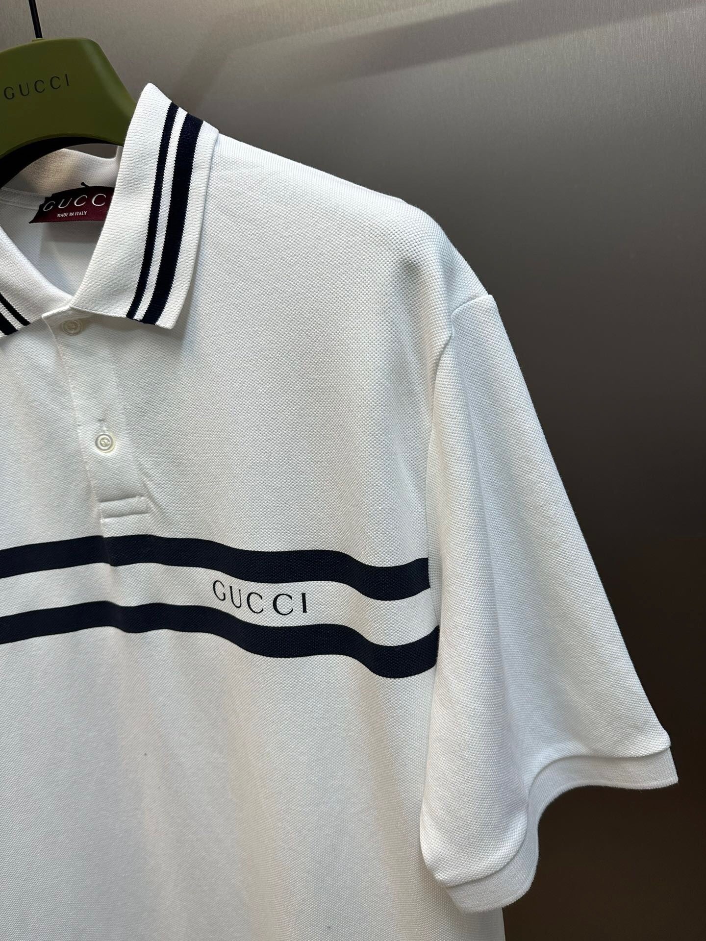 STRIPE DETAIL CLASSIC POLO SHIRT WITH MINIMAL LOGO