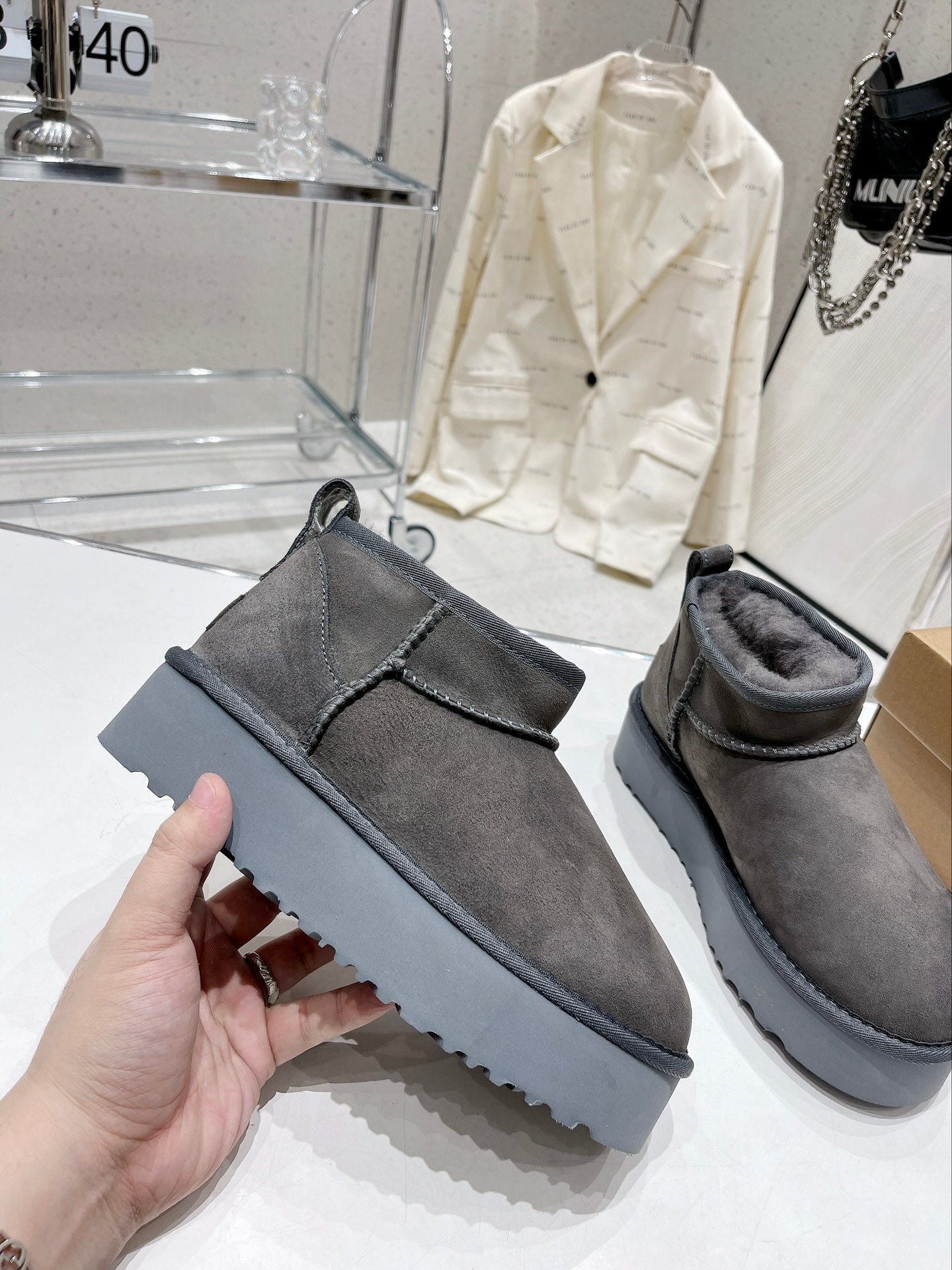 ELEVATED ANKLE SLIPPERS