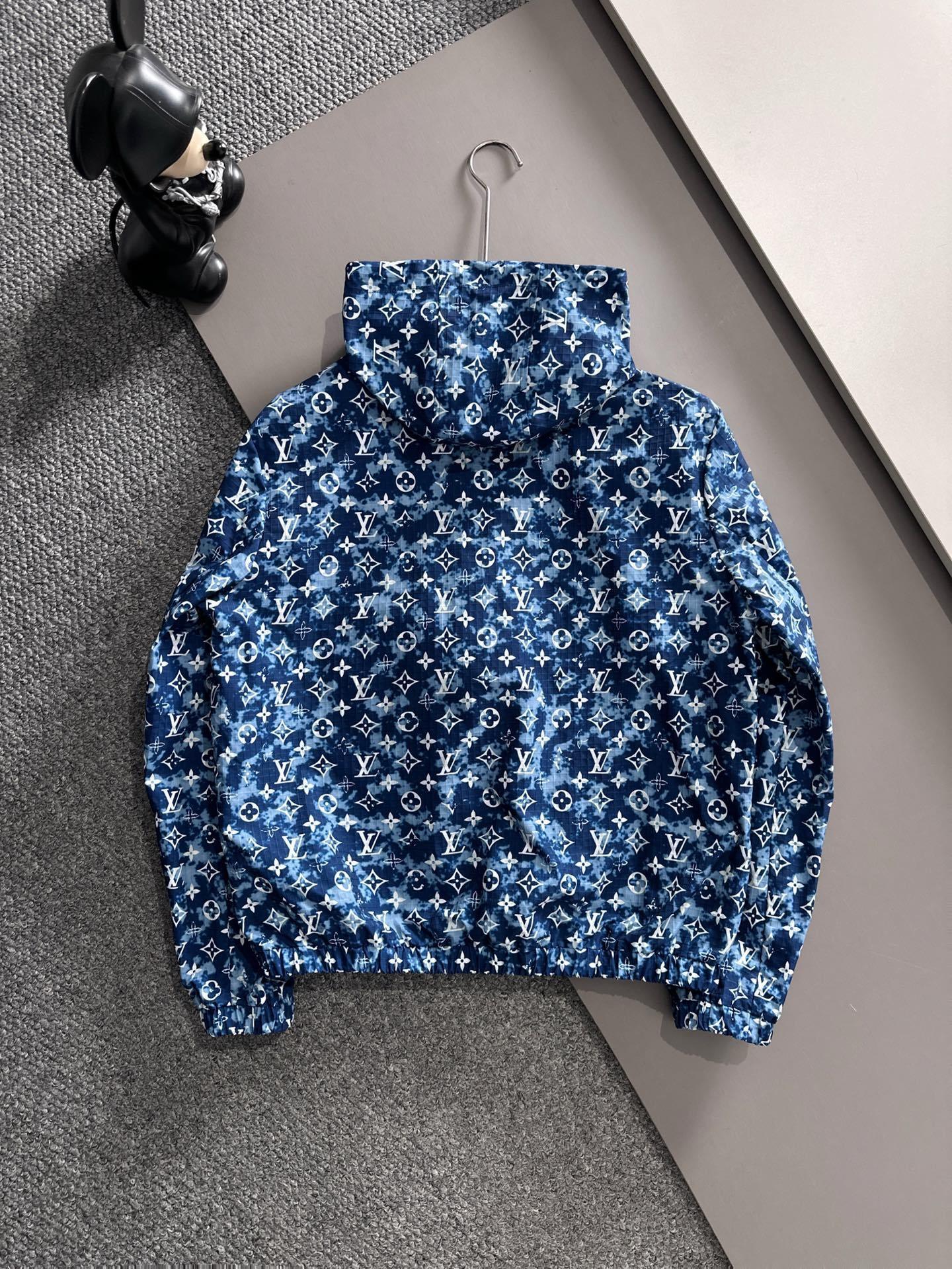BLUE ALL-OVER PATTERN HOODED ZIP JACKET