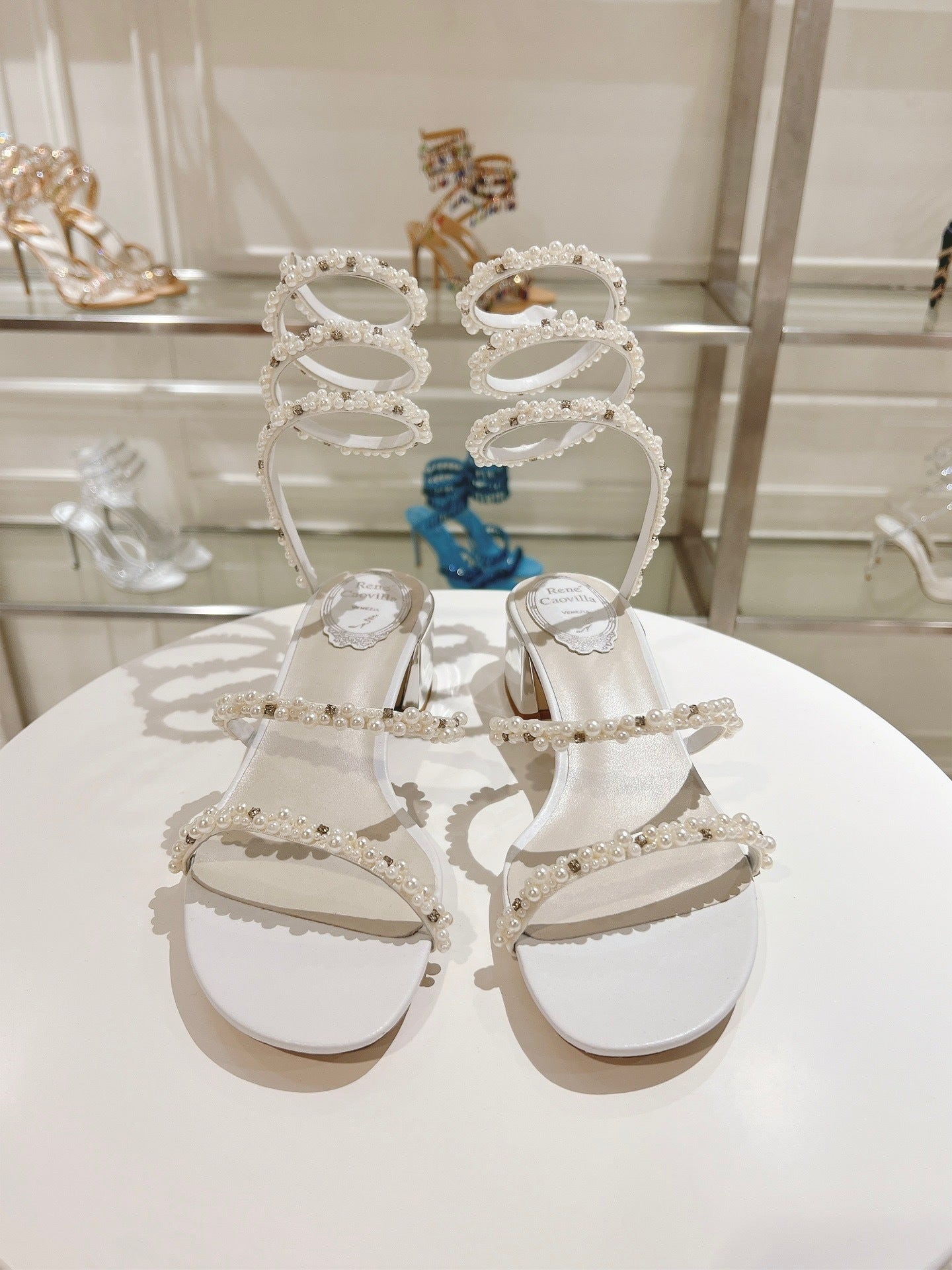 PEARL SPIRAL SANDALS