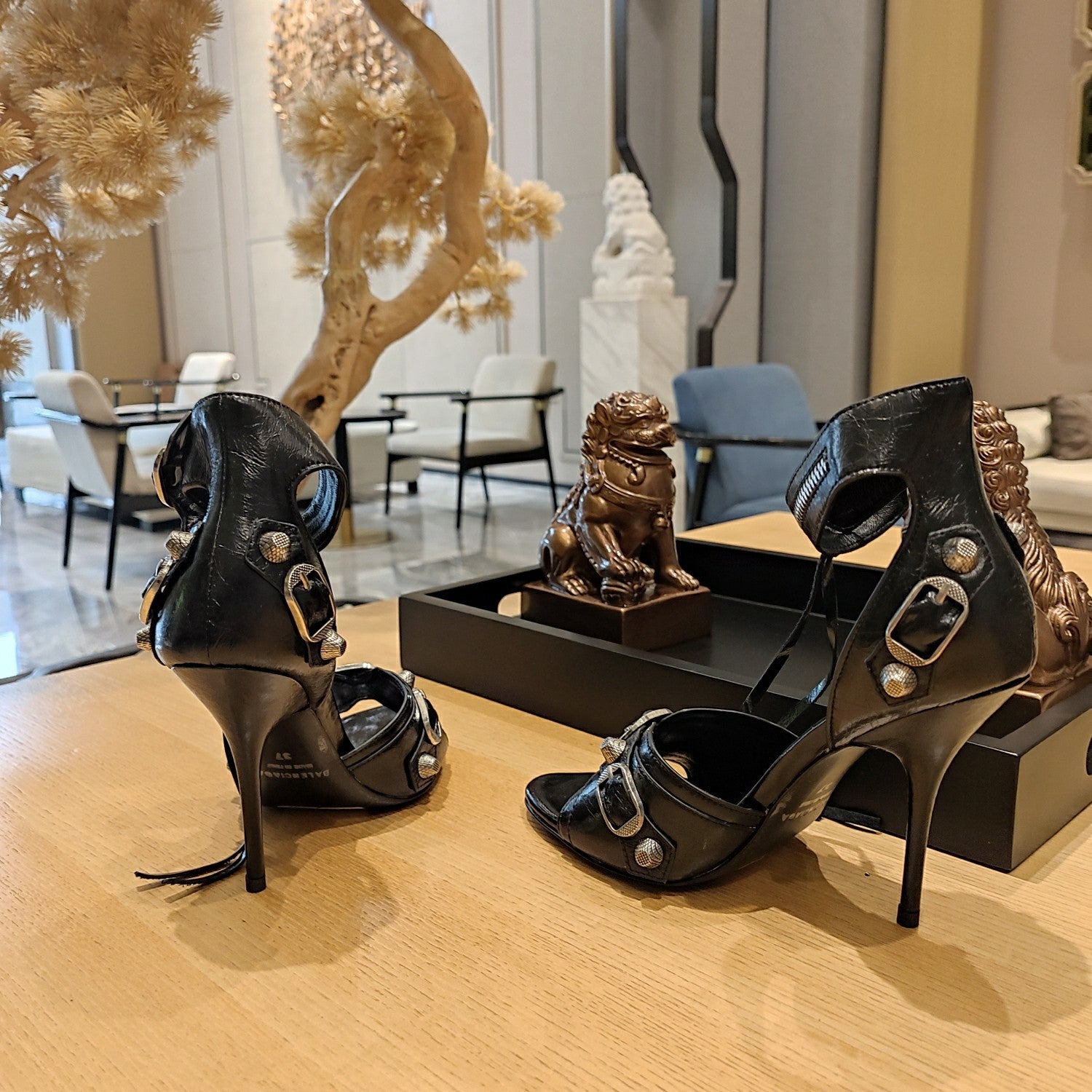 BLACK BUCKLE STRAP HIGH HEEL SANDALS