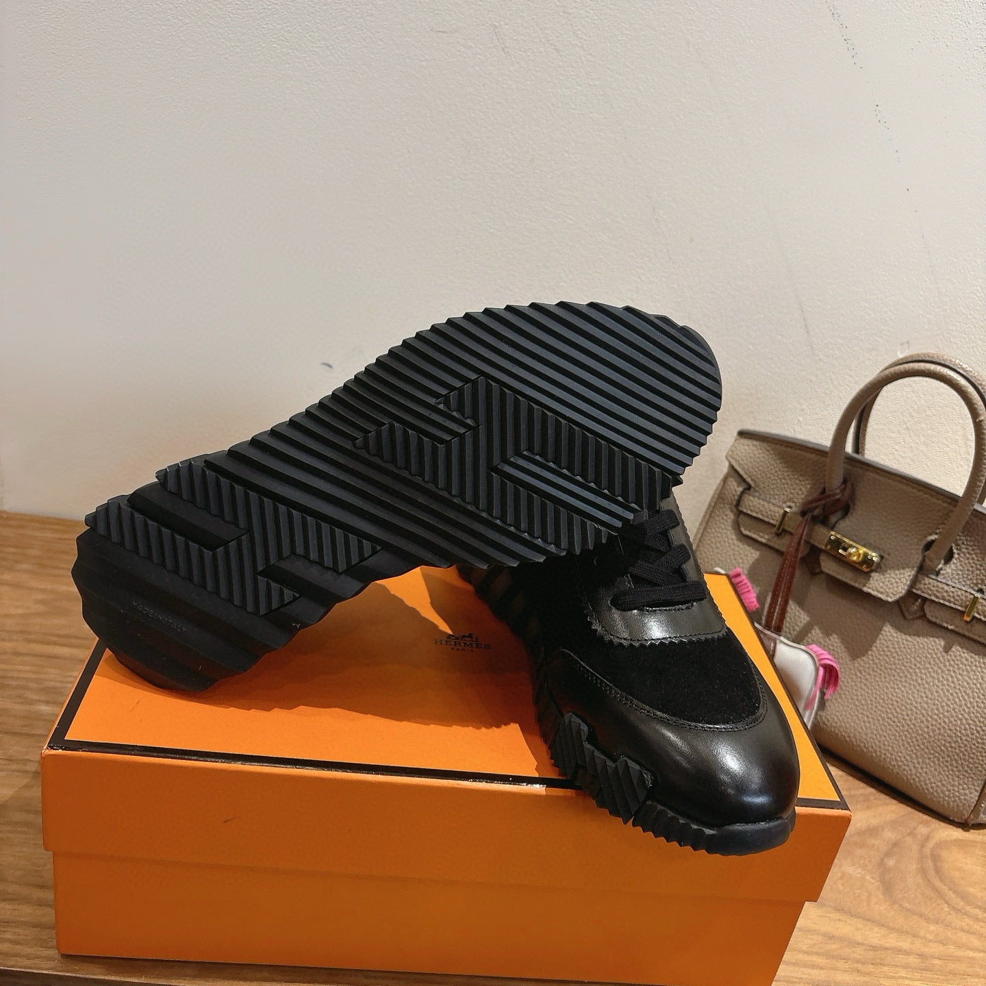 BLACK LEATHER & SUEDE LOW-TOP SNEAKERS