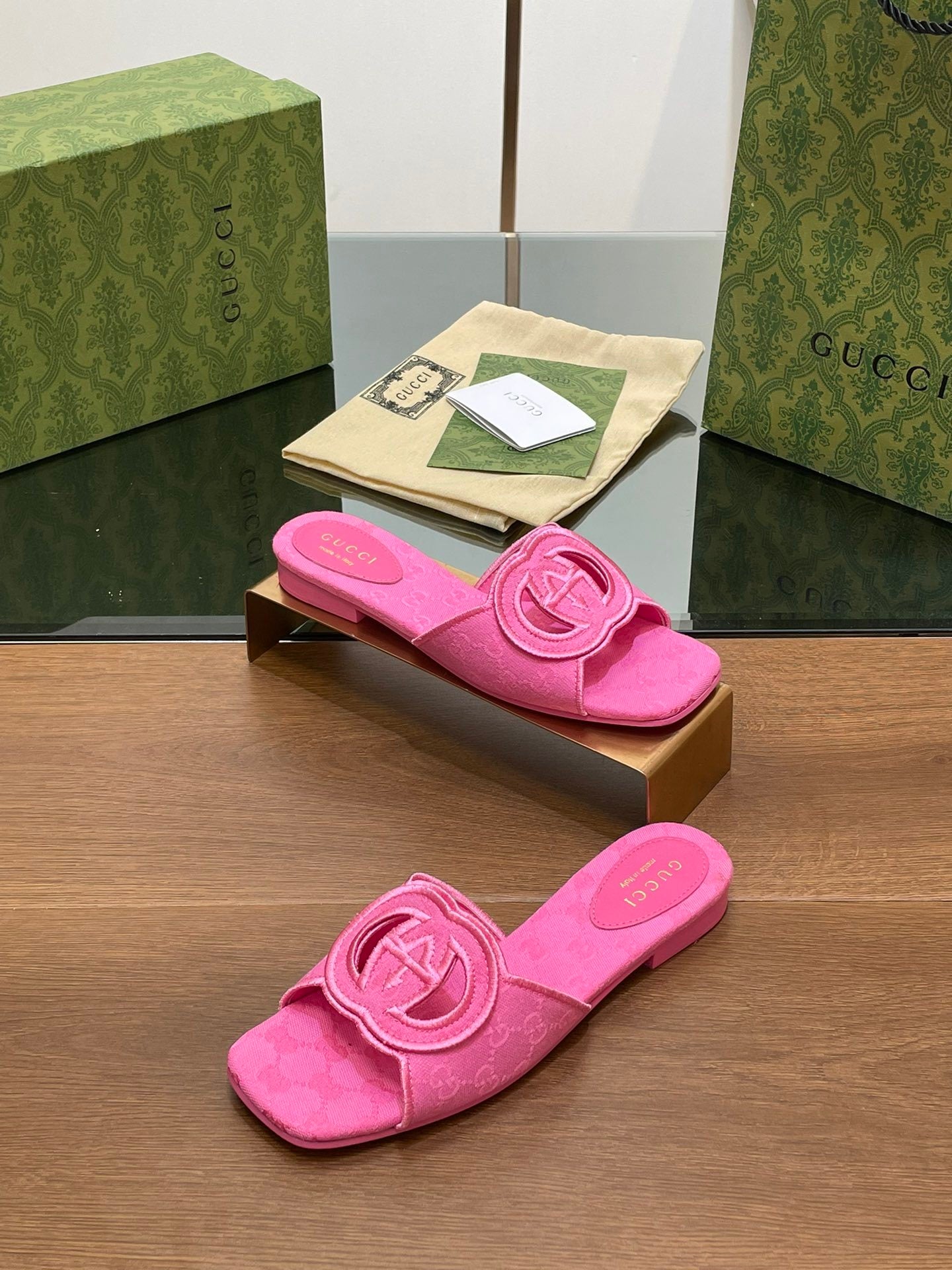 PINK EMBOSSED LOGO SLIDES