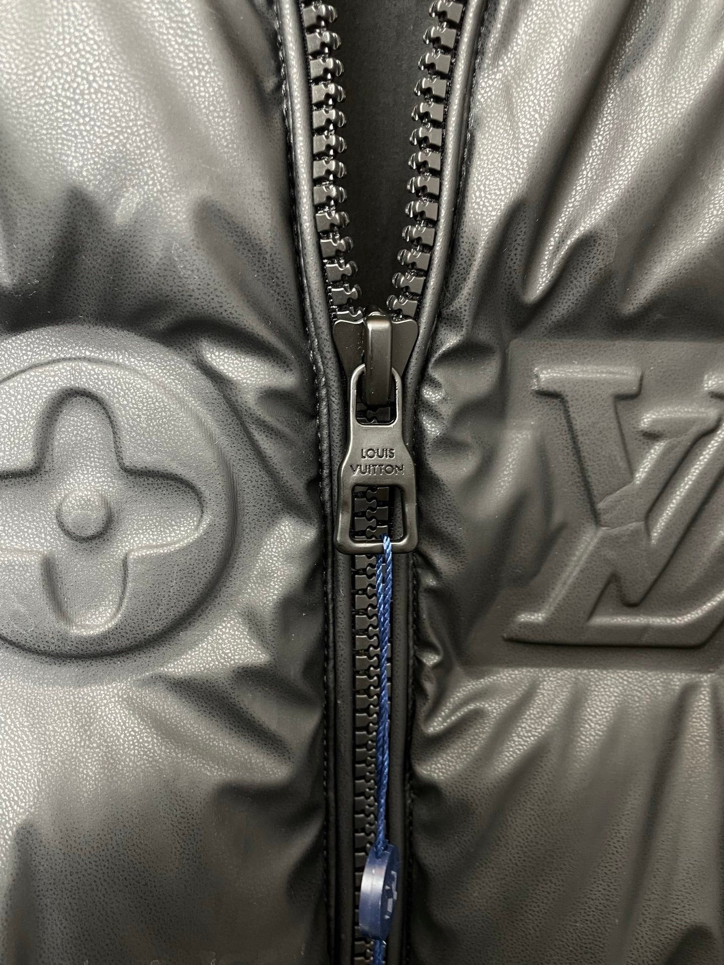 EMBOSSED PADDED HOODED VEST