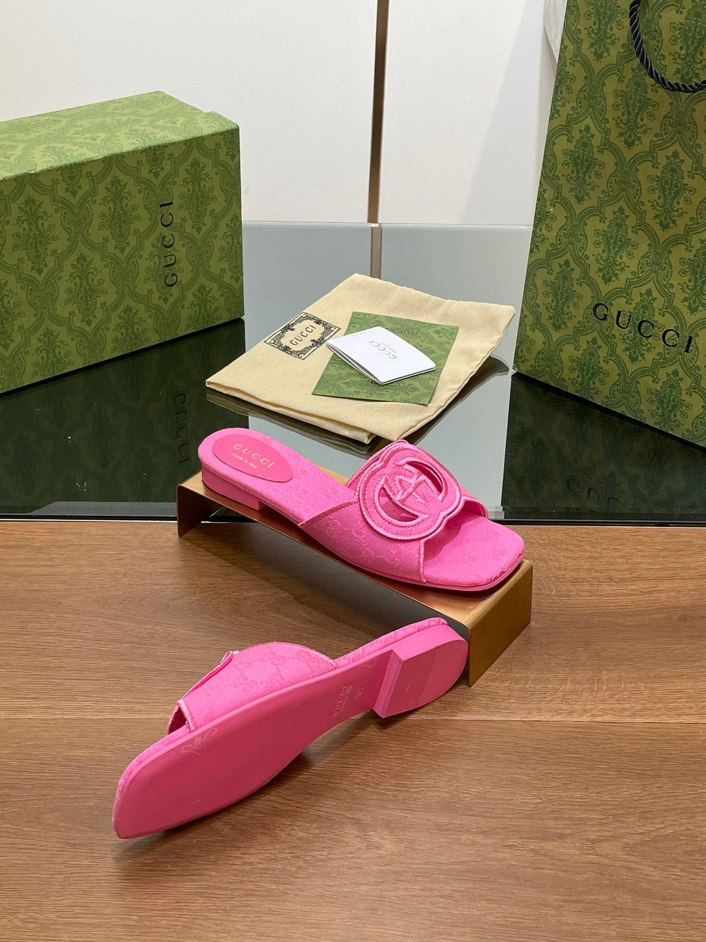 PINK EMBOSSED LOGO SLIDES