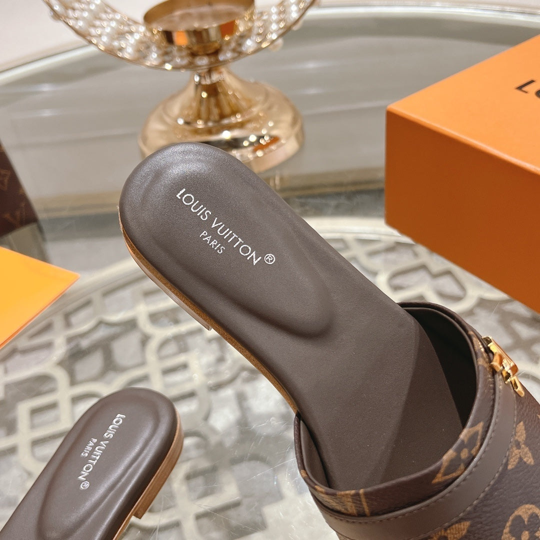 CLASSIC MONOGRAM FLAT SLIDE SANDALS