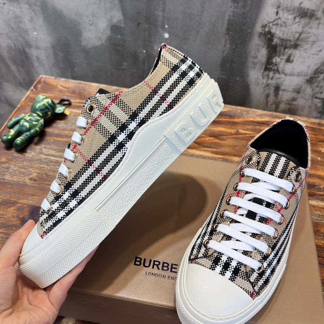 CHECK PRINT PLATFORM LOW-TOP SNEAKERS