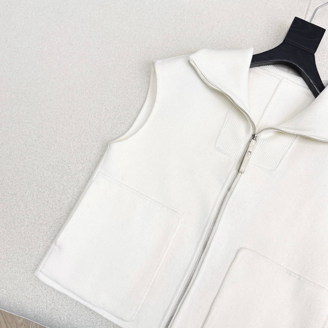 MINIMALIST IVORY ZIP-UP WOOL BLEND VEST