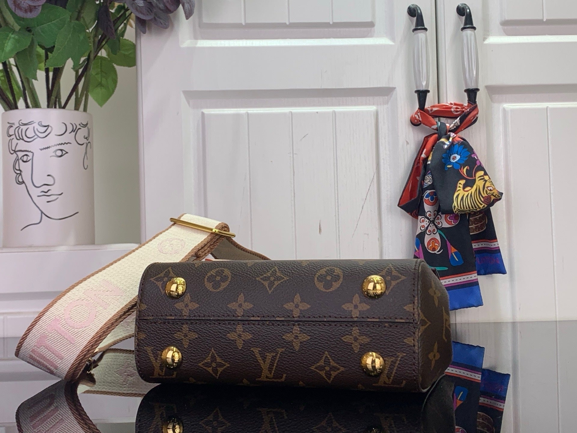 MINI MONOGRAM TOP TRAGETASCHE