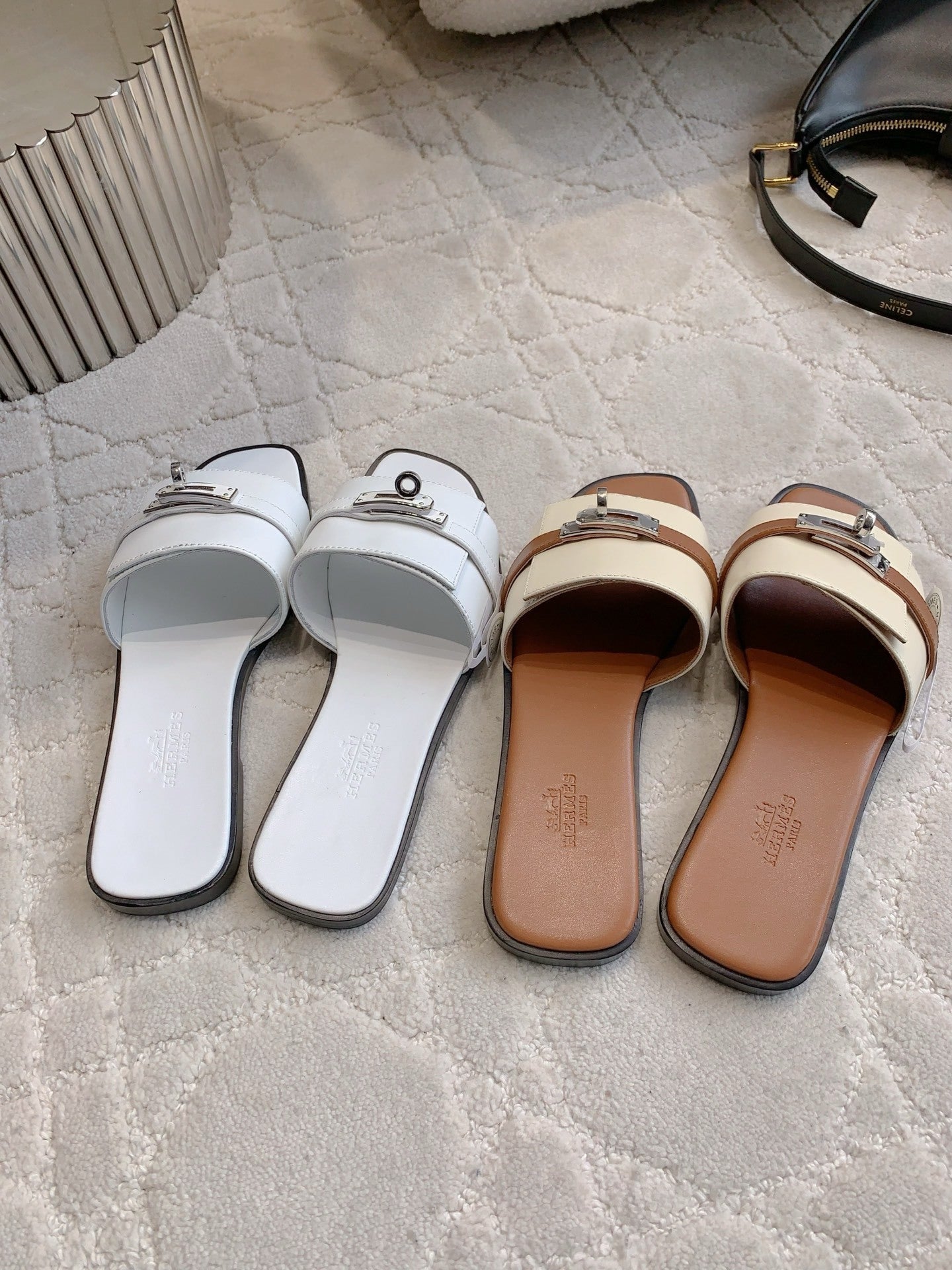 MINIMAL LEATHER SLIDES WITH METAL ACCENT STRAP