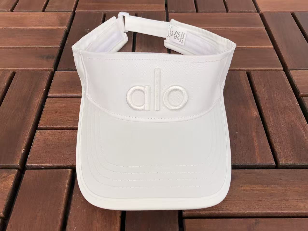 LOGO EMBROIDERED SPORTS VISOR