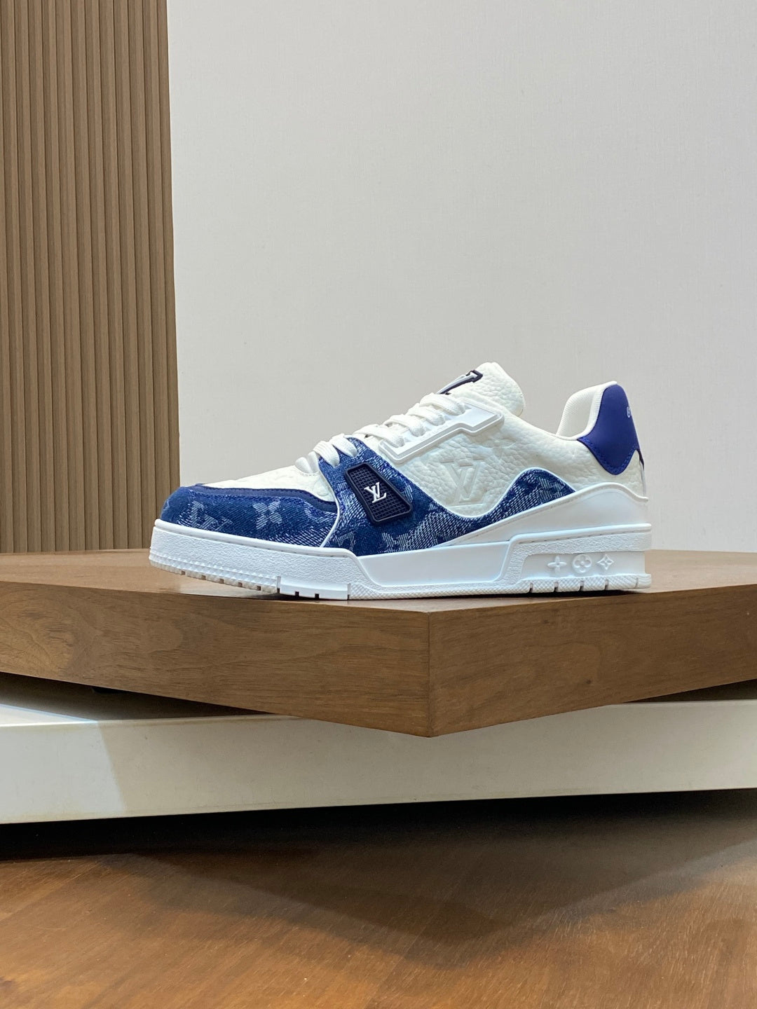 WHITE & BLUE MONOGRAM LOW-TOP SNEAKERS