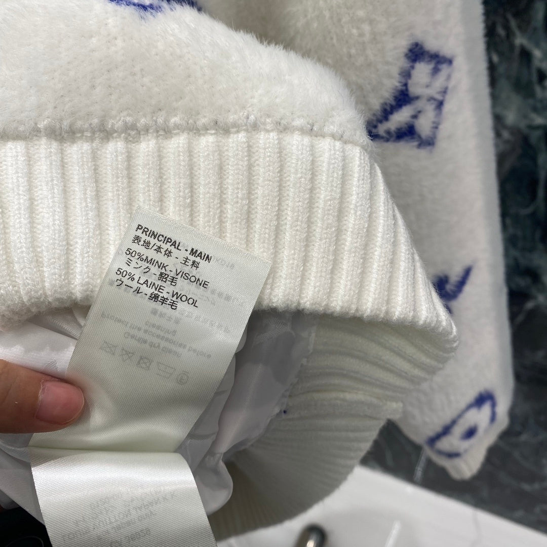 HOODED ZIP-UP KNIT JACKET