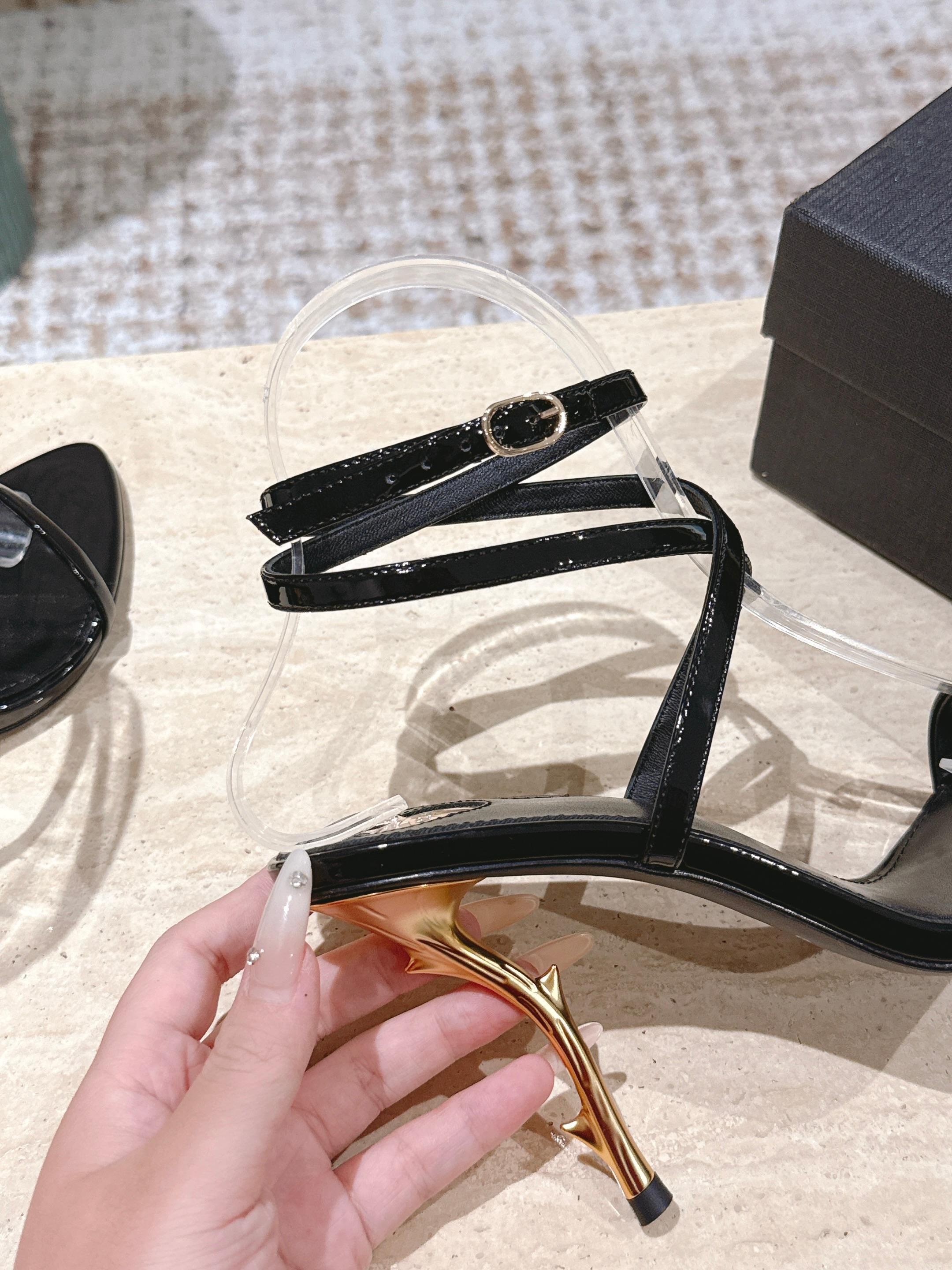 STRAPPY PATENT HEEL SANDALS