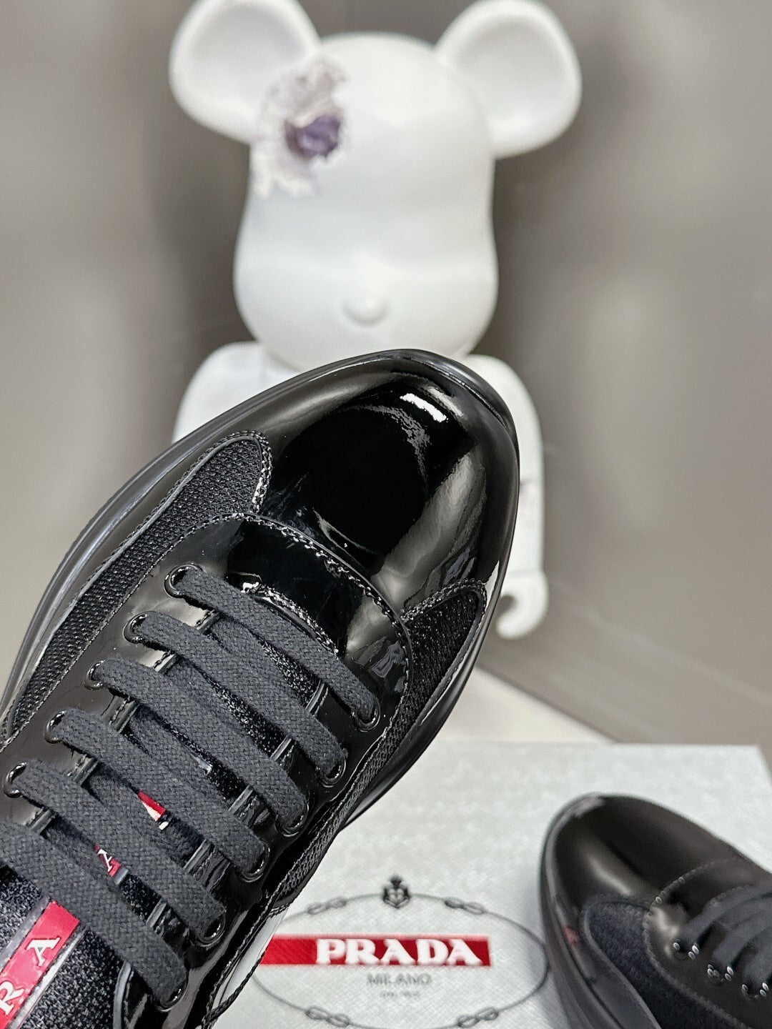 BLACK GLOSS PANEL SNEAKERS