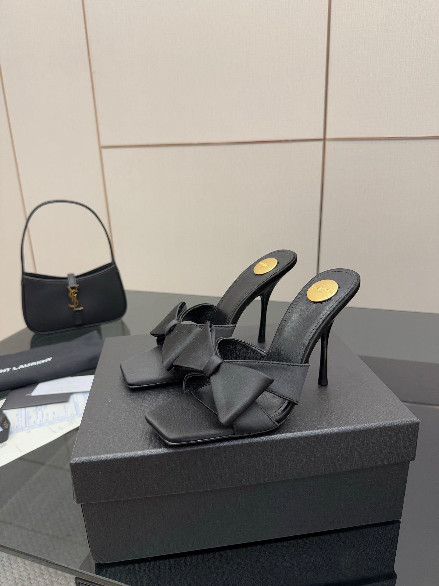 BLACK BOW DETAIL MULE HEELS