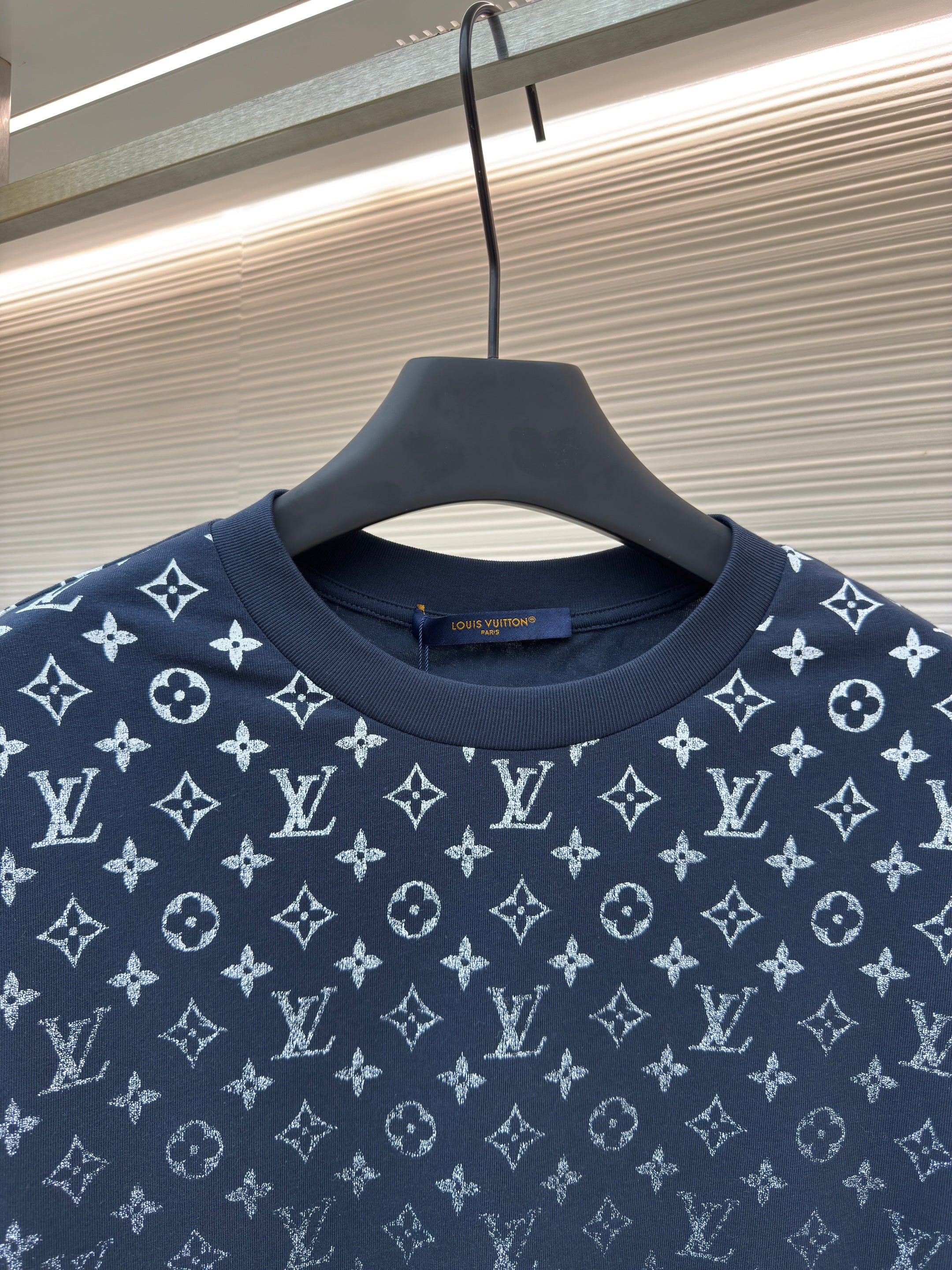 MONOGRAM GRADIENT PRINT T-SHIRT