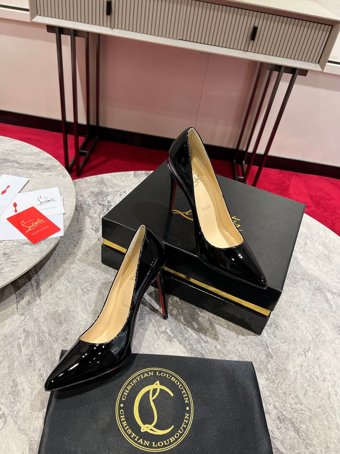 BLACK PATENT CLASSIC POINTED PUMPS