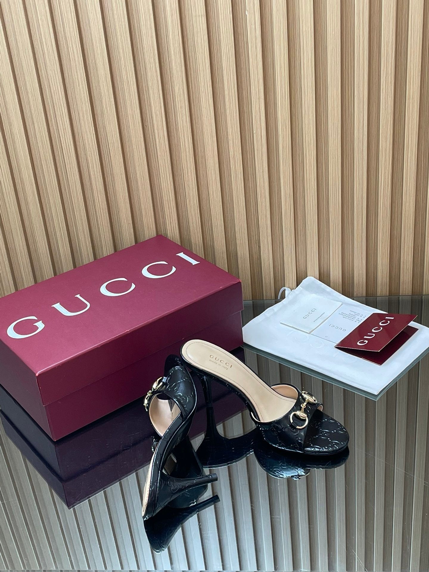 ELEGANT BLACK HEELED MULE SANDALS