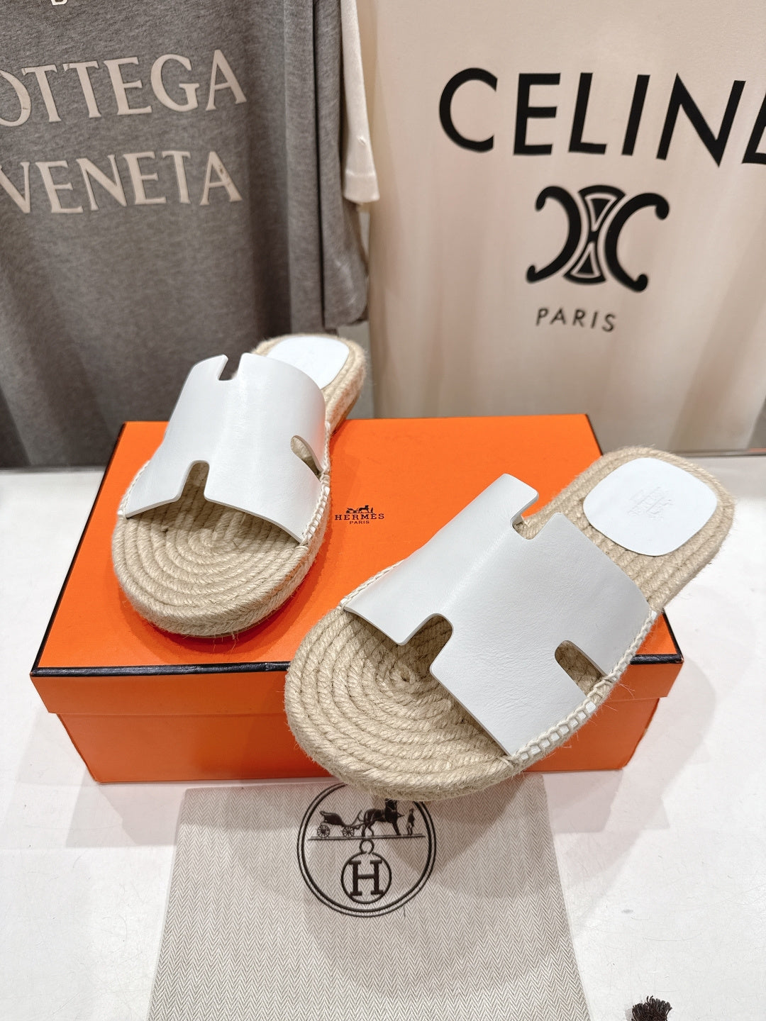 WHITE ESPADRILLE STYLE SLIDE SANDALS