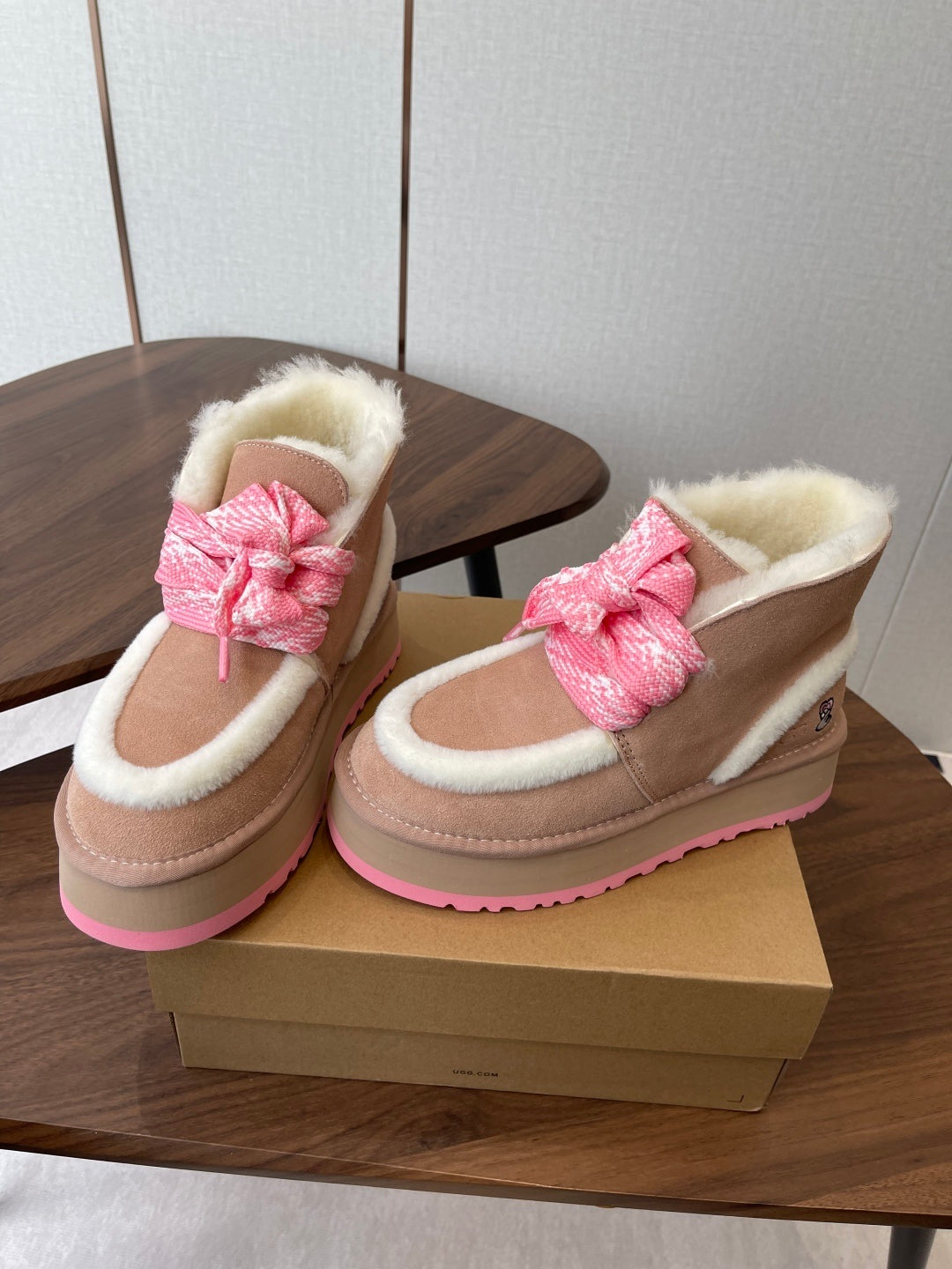 COZY PLATFORM ANKLE BOOTS – PINK