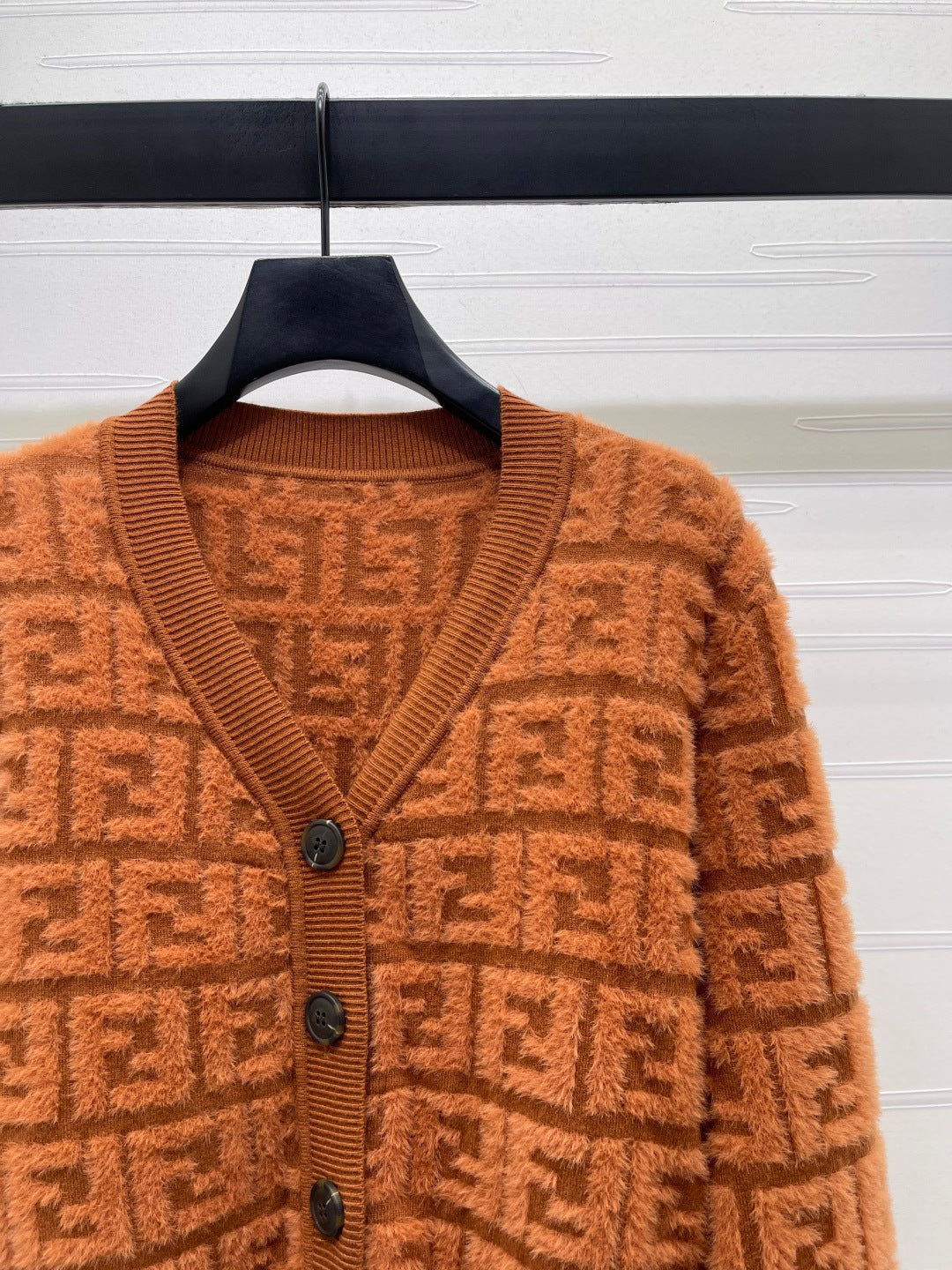 FUZZY KNIT V-NECK CARDIGAN