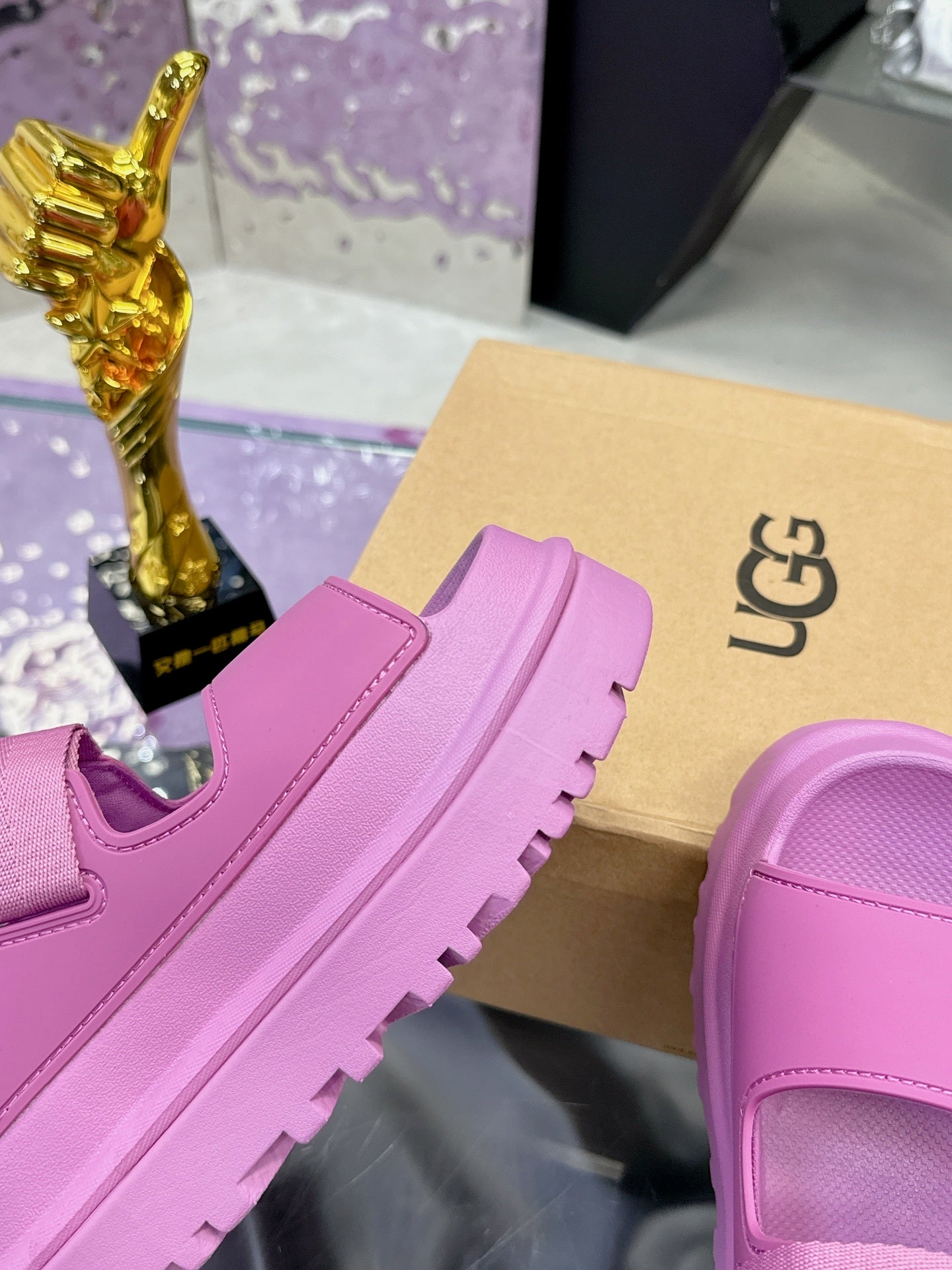 PLATFORM SPORT SANDALS – PINK