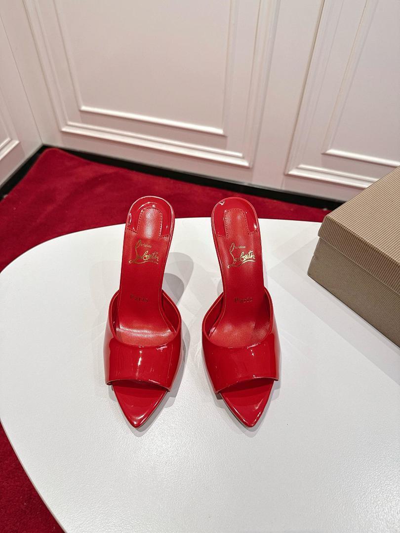 RED PATENT OPEN-TOE MULE HEELS