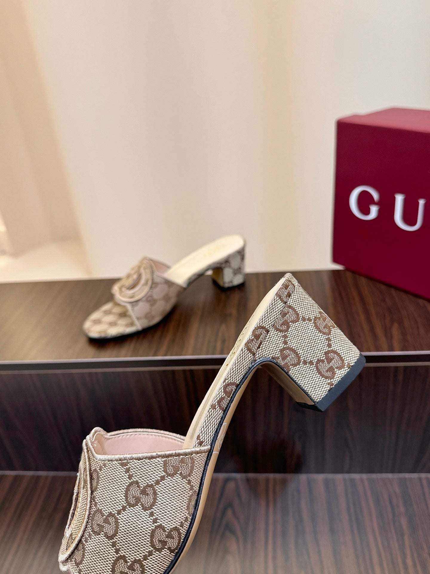 BEIGE MONOGRAM BLOCK HEEL MULES
