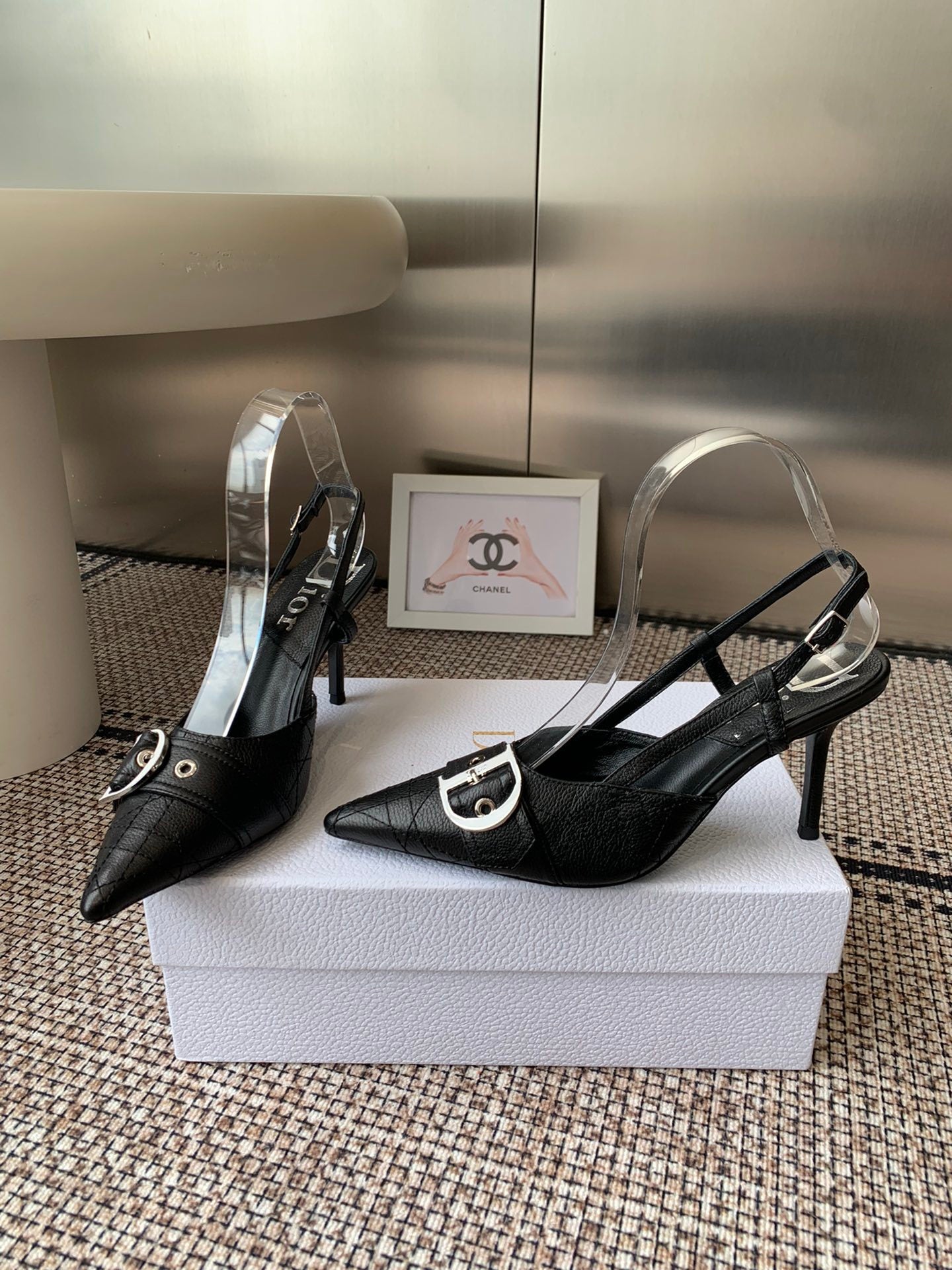 BLACK BUCKLE POINTED SLINGBACK HEELS
