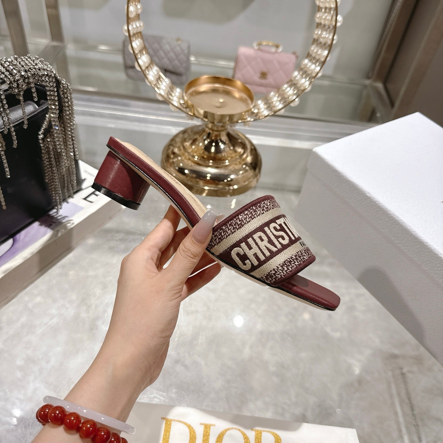 LOGO JACQUARD LOW HEEL MULES – BURGUNDY