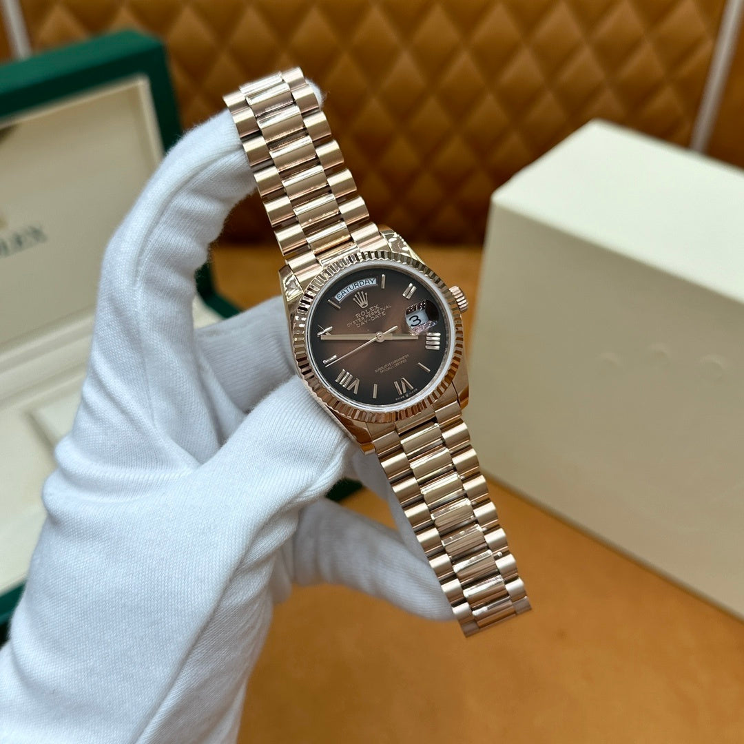 GOLD DAY-DATE CLASSIC WATCH