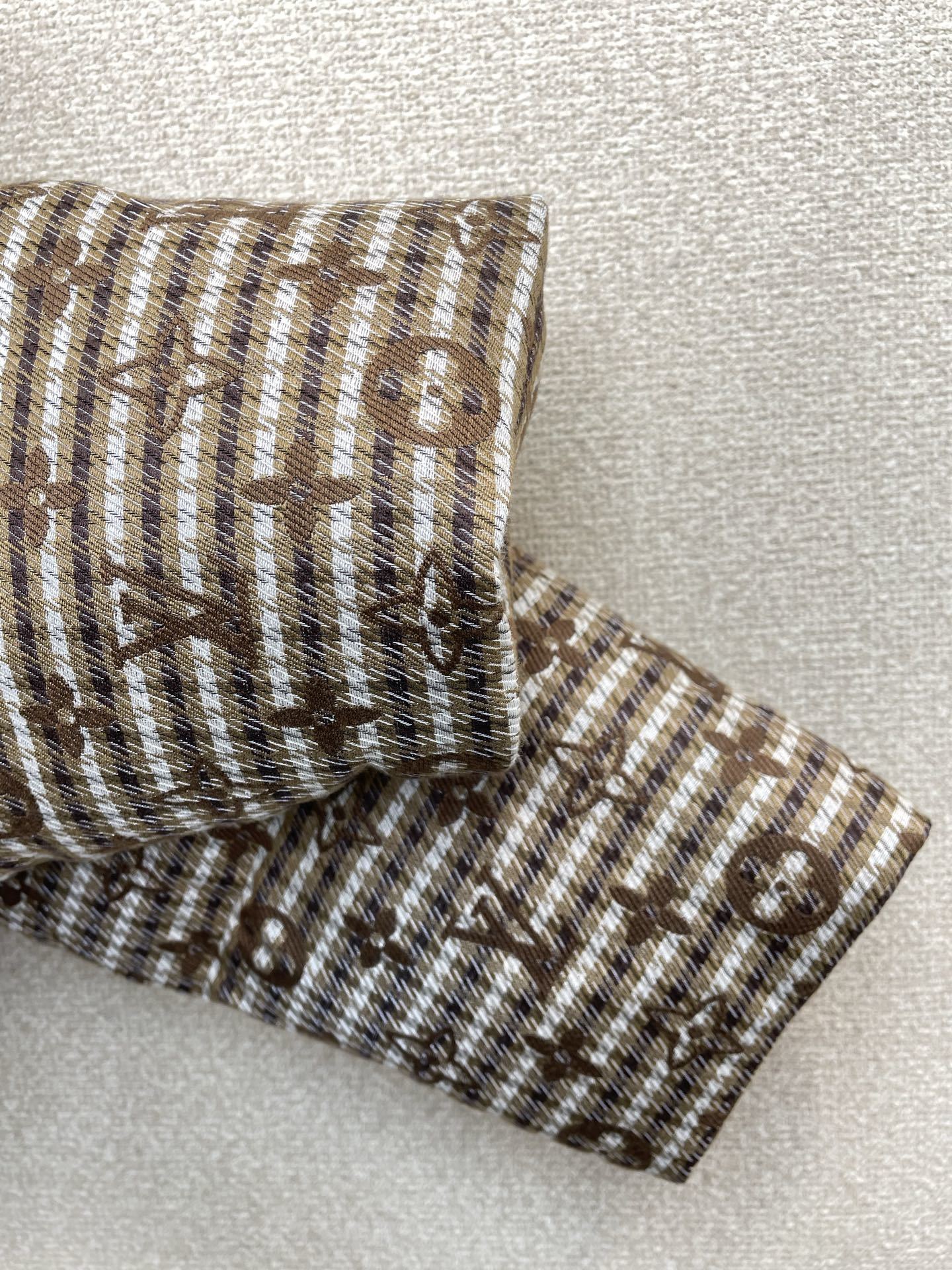 PADDED STAND-COLLAR JACKET