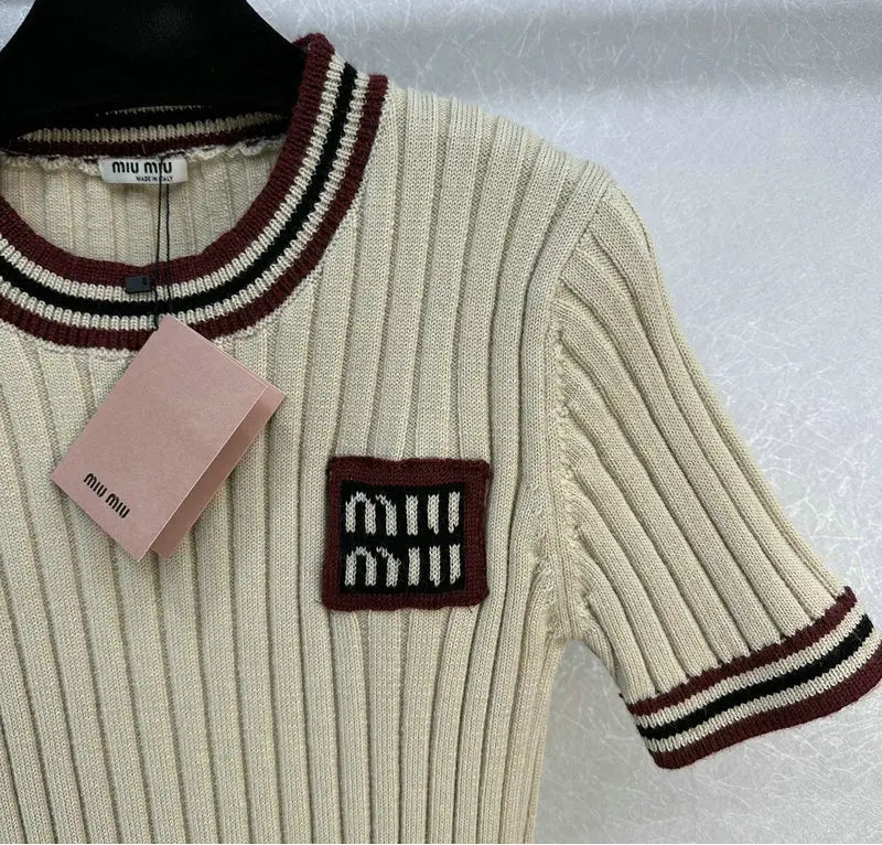 RIBBED LOGO CONTRAST TRIM KNIT TOP