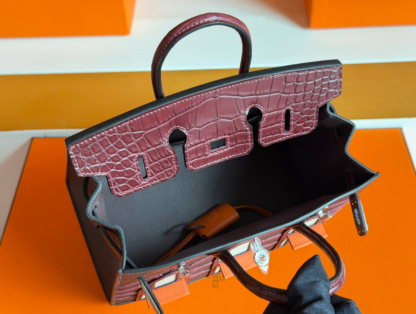 WINDOW ART BIRKIN