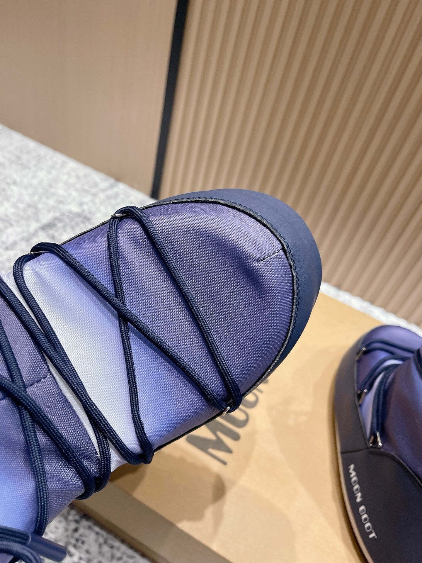 MULTICOLOR PADDED WINTER BOOTS WITH FAUX FUR LINING