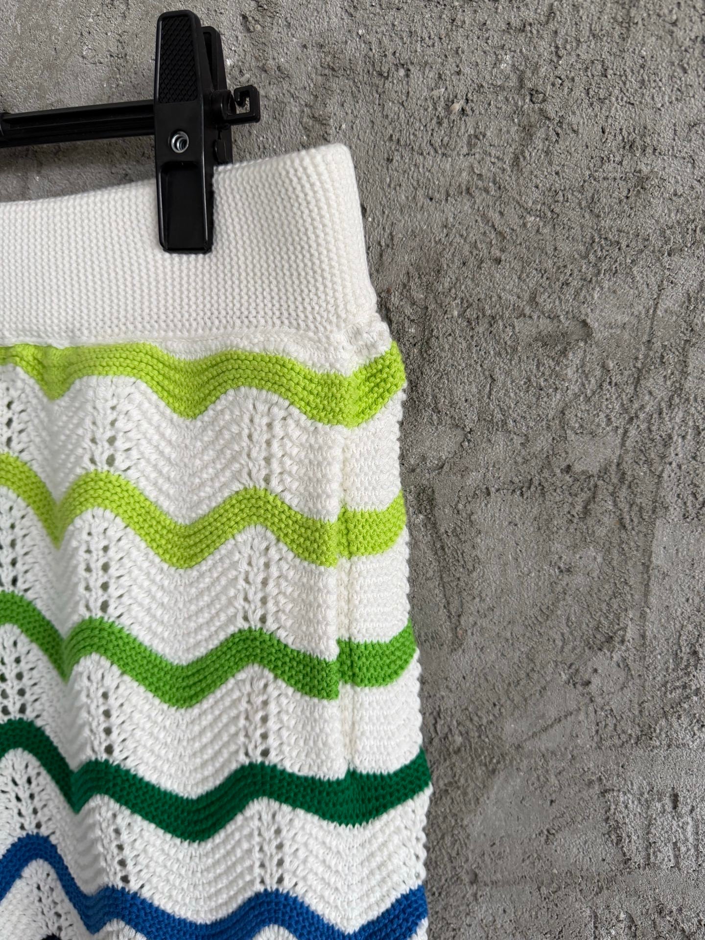 WAVE KNIT SHORT-SLEEVE SHIRT & SHORTS SET