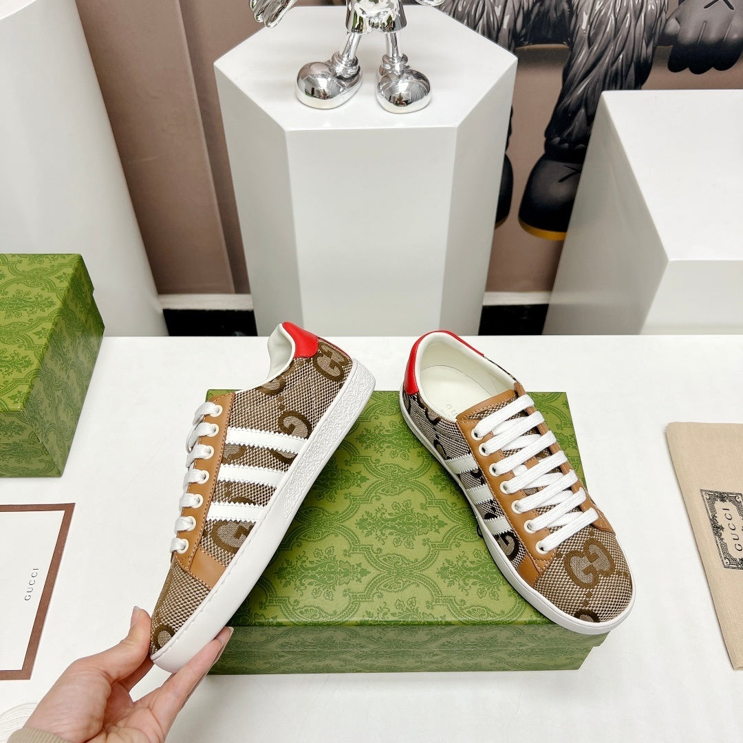 BEIGE STRIPE LOW-TOP SNEAKERS
